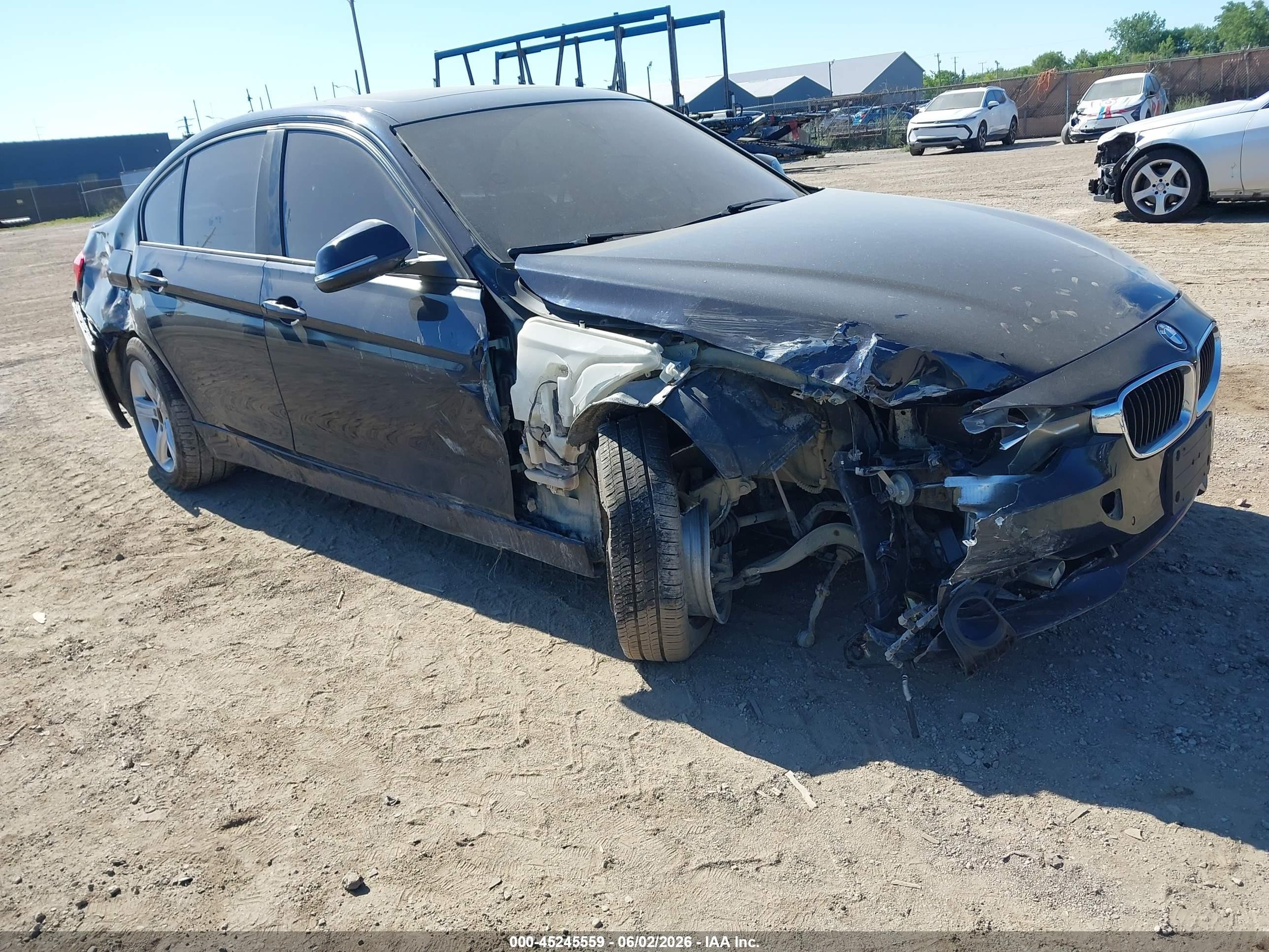 2014 Bmw 328i Xdrive Blue vin: WBA3B3C59EJ980391