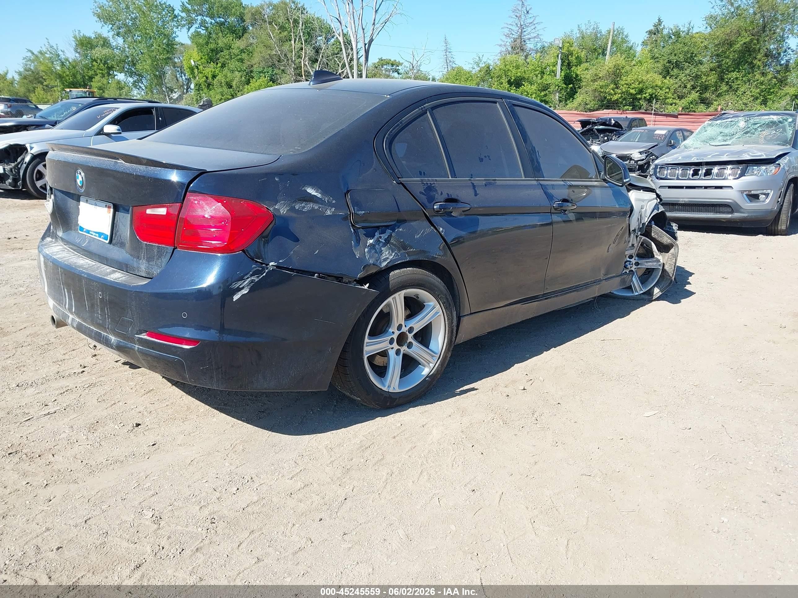 2014 Bmw 328i Xdrive Blue vin: WBA3B3C59EJ980391