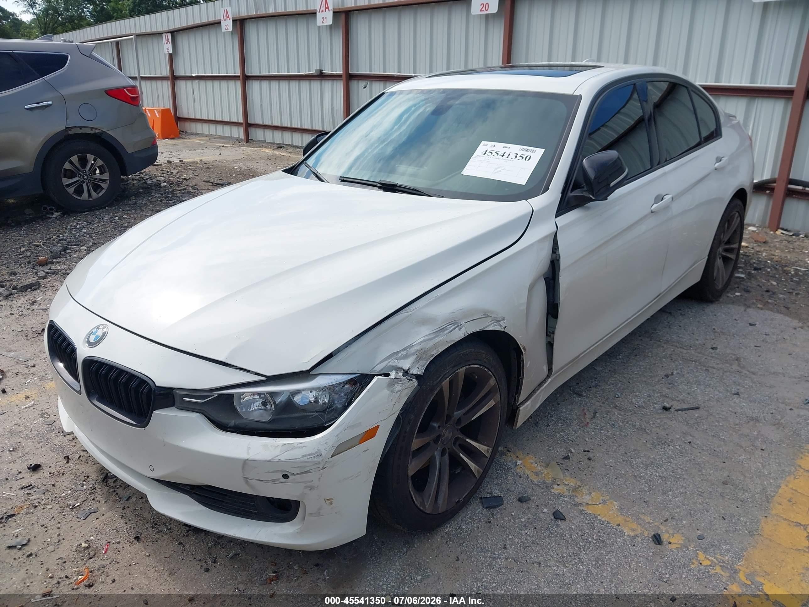 2015 Bmw 328i Xdrive White vin: WBA3B3C59FF548405