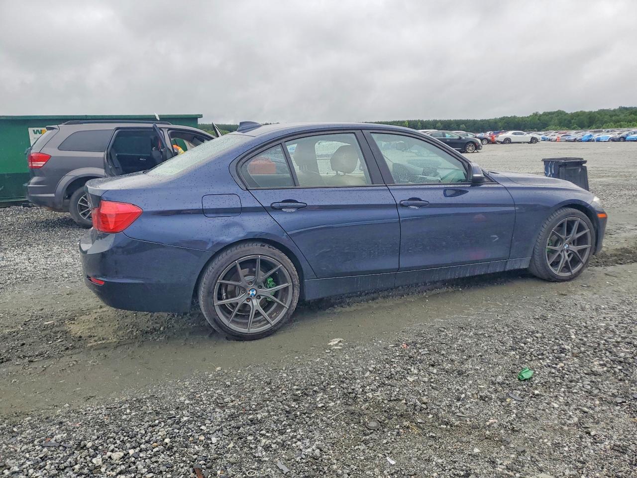 2013 Bmw 328 Xi Blue vin: WBA3B3C5XDF531478