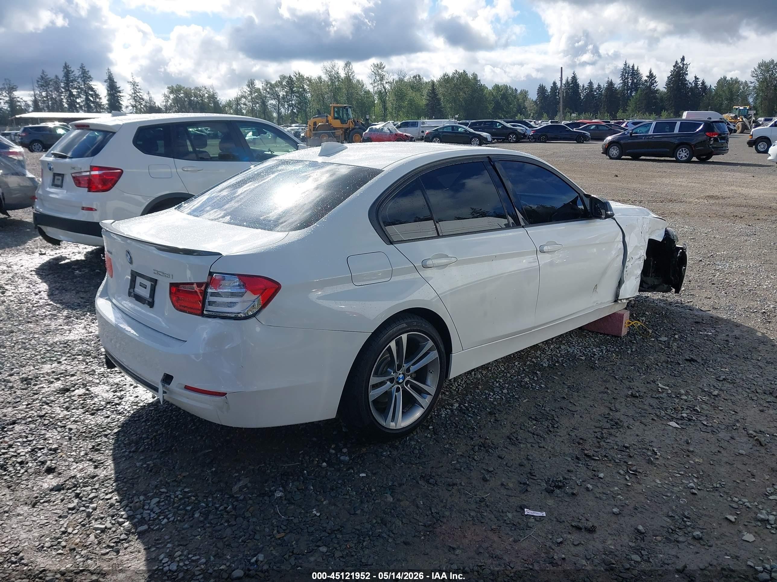 2013 Bmw 328i Xdrive White vin: WBA3B3C5XDF531626