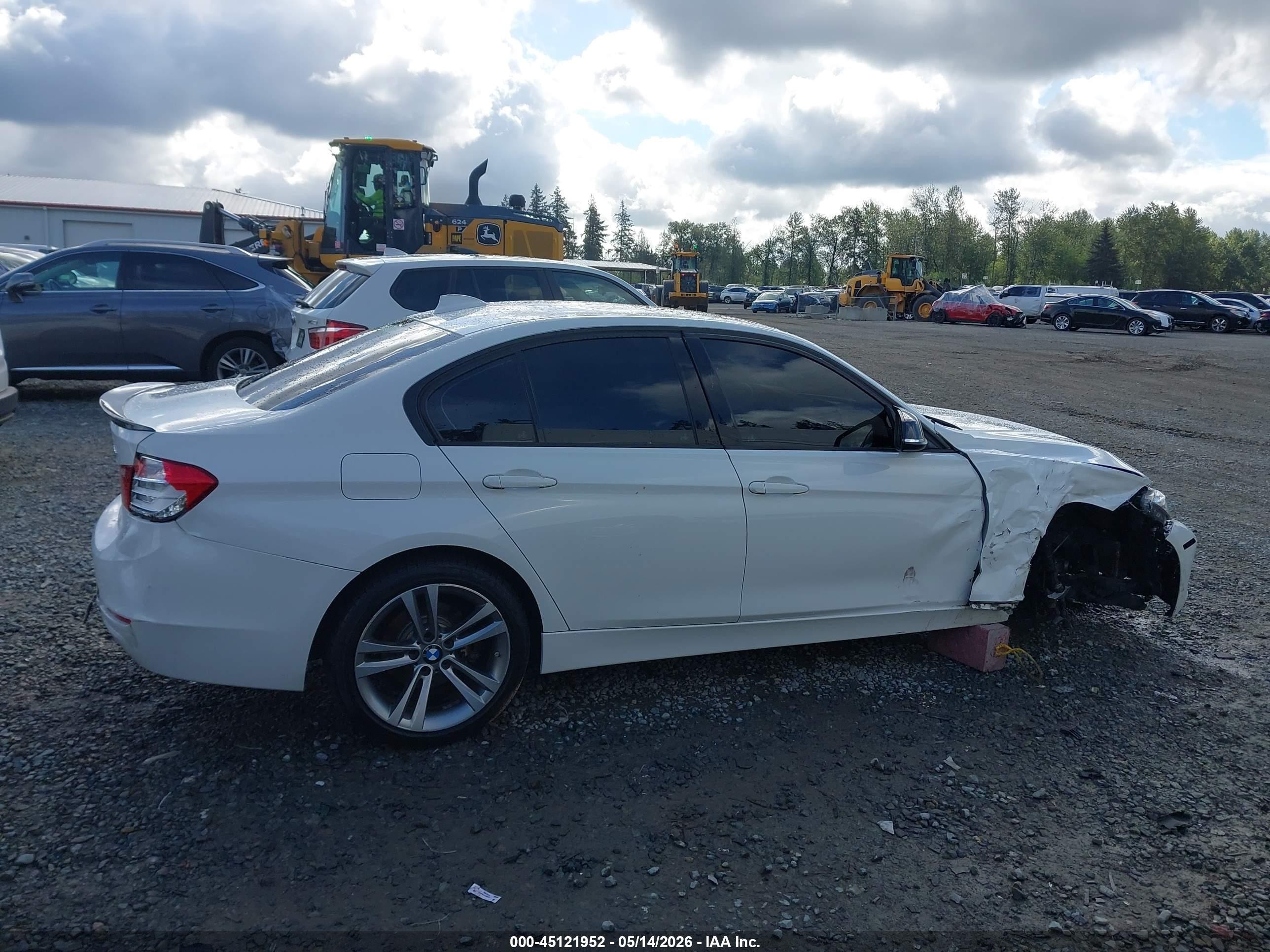 2013 Bmw 328i Xdrive White vin: WBA3B3C5XDF531626
