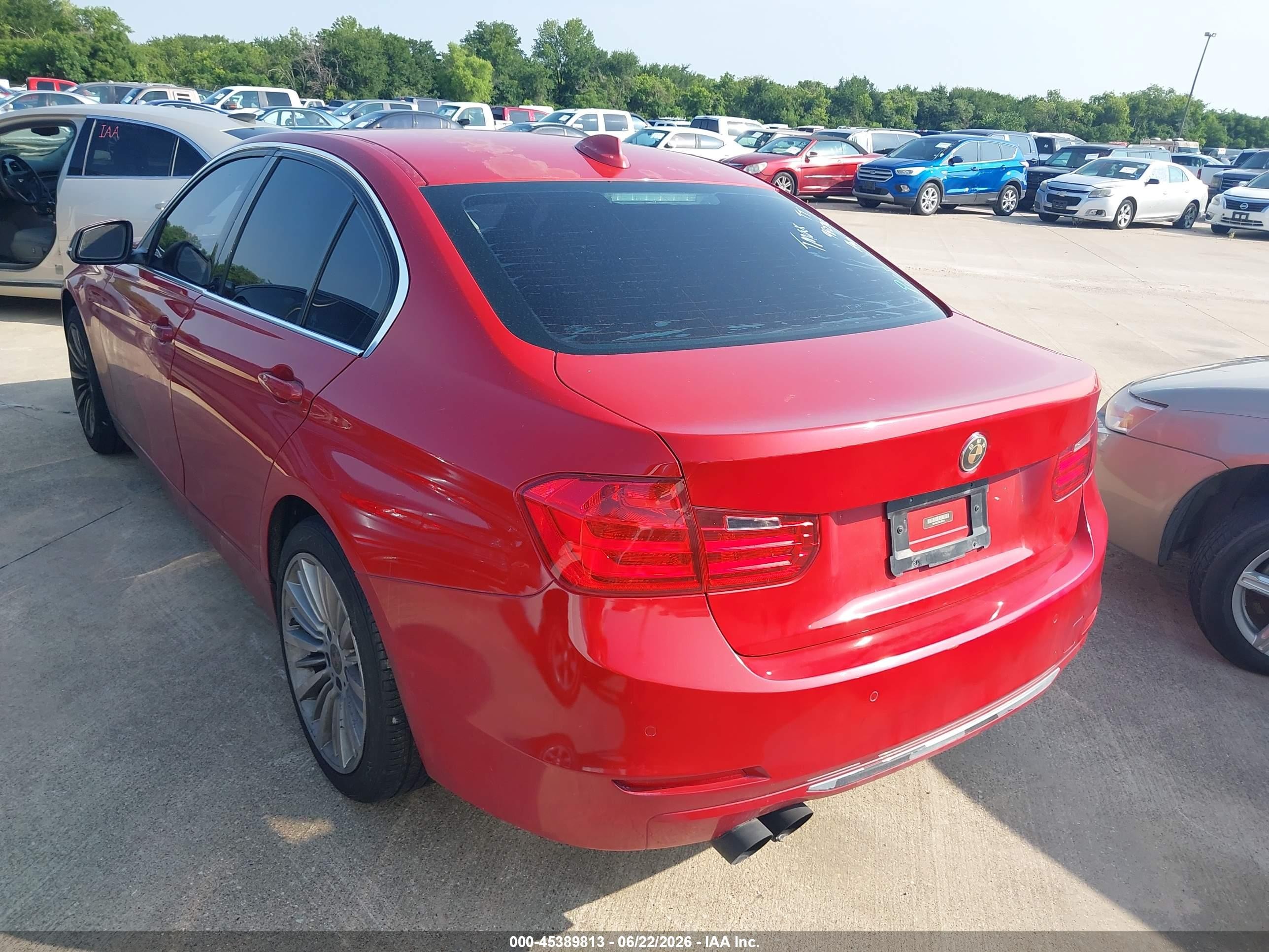 2014 Bmw 328i Xdrive Red vin: WBA3B3C5XEJ982702