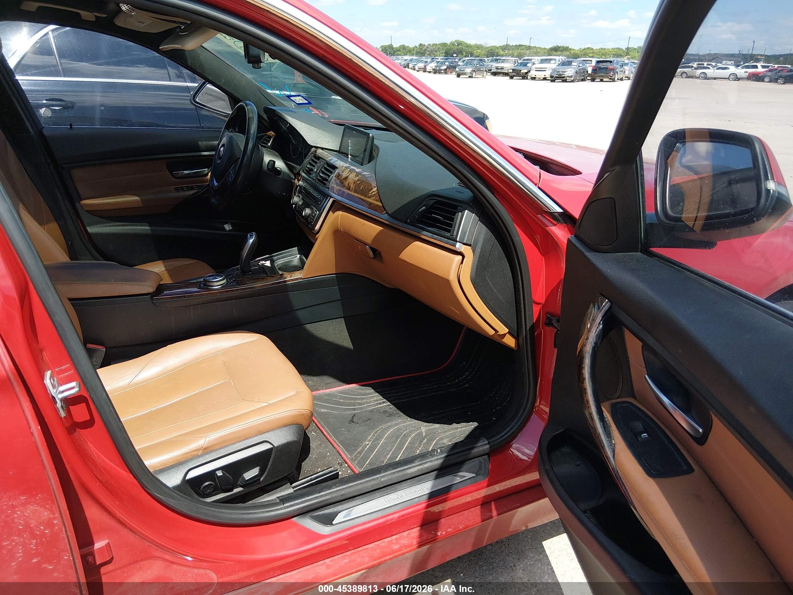 2014 Bmw 328i Xdrive Red vin: WBA3B3C5XEJ982702