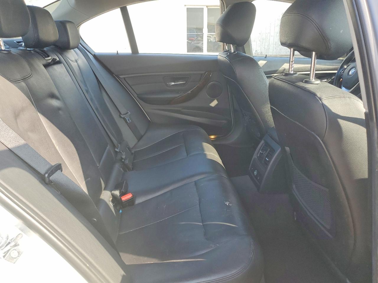 2015 Bmw 328 Xi Silver vin: WBA3B3C5XFF548476