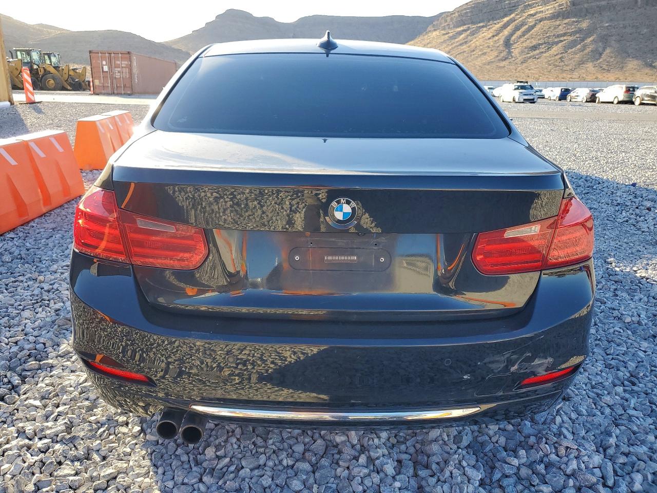 2014 Bmw 328 Xi Black vin: WBA3B3G50ENR81948