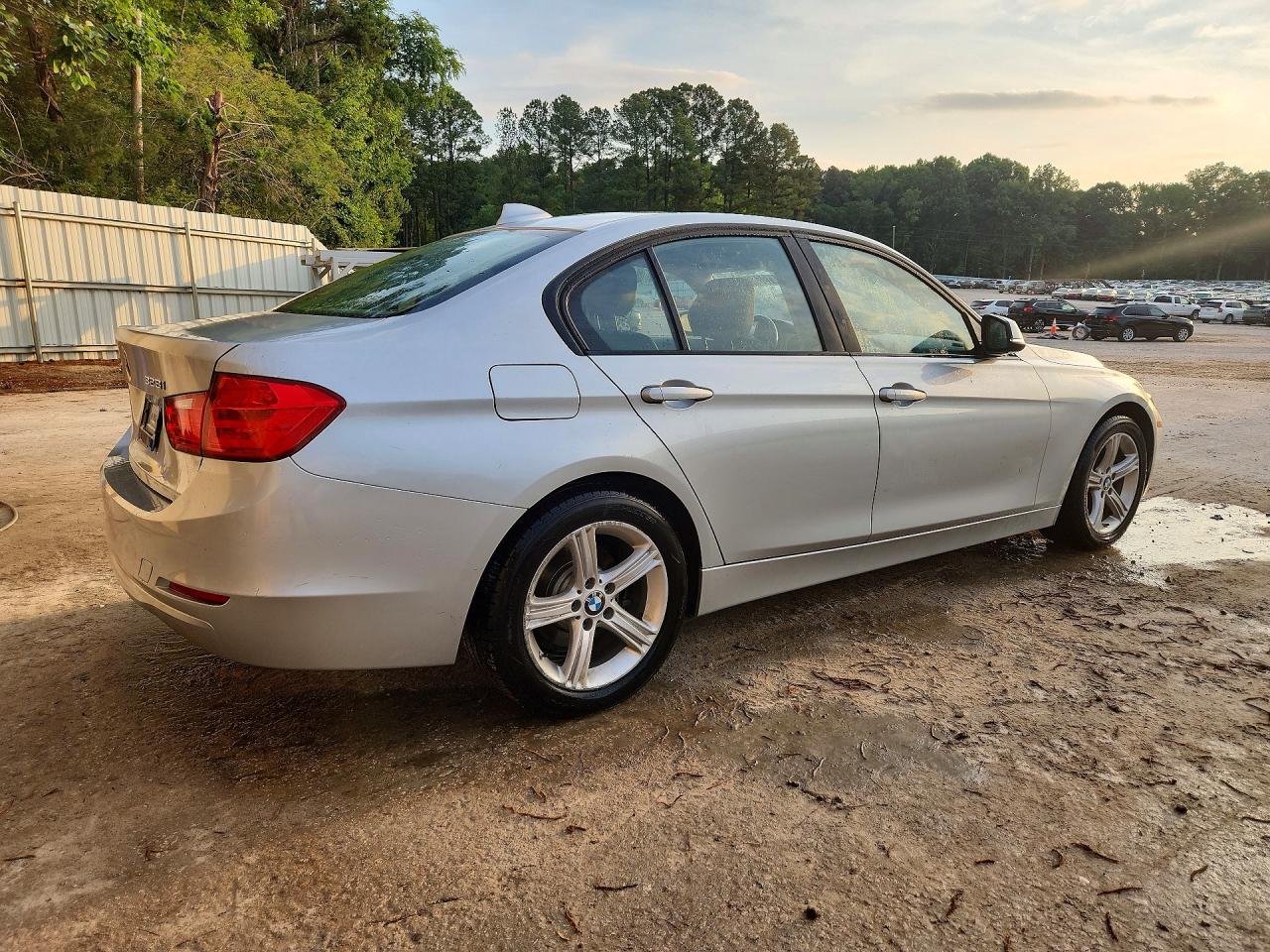2014 Bmw 328 Xi Silver vin: WBA3B3G50ENR82310