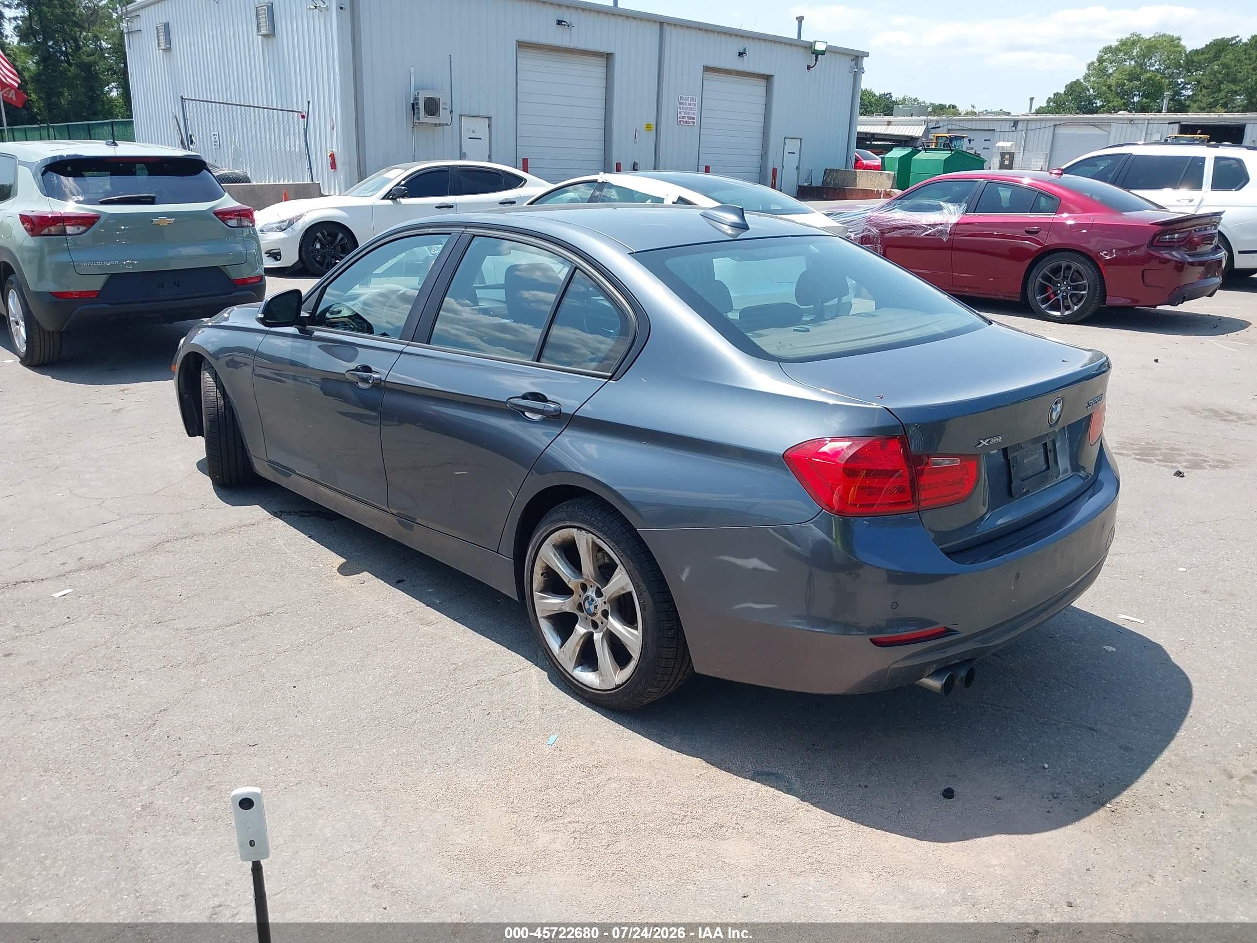 2015 Bmw 328i Xdrive Gray vin: WBA3B3G50FNR87282