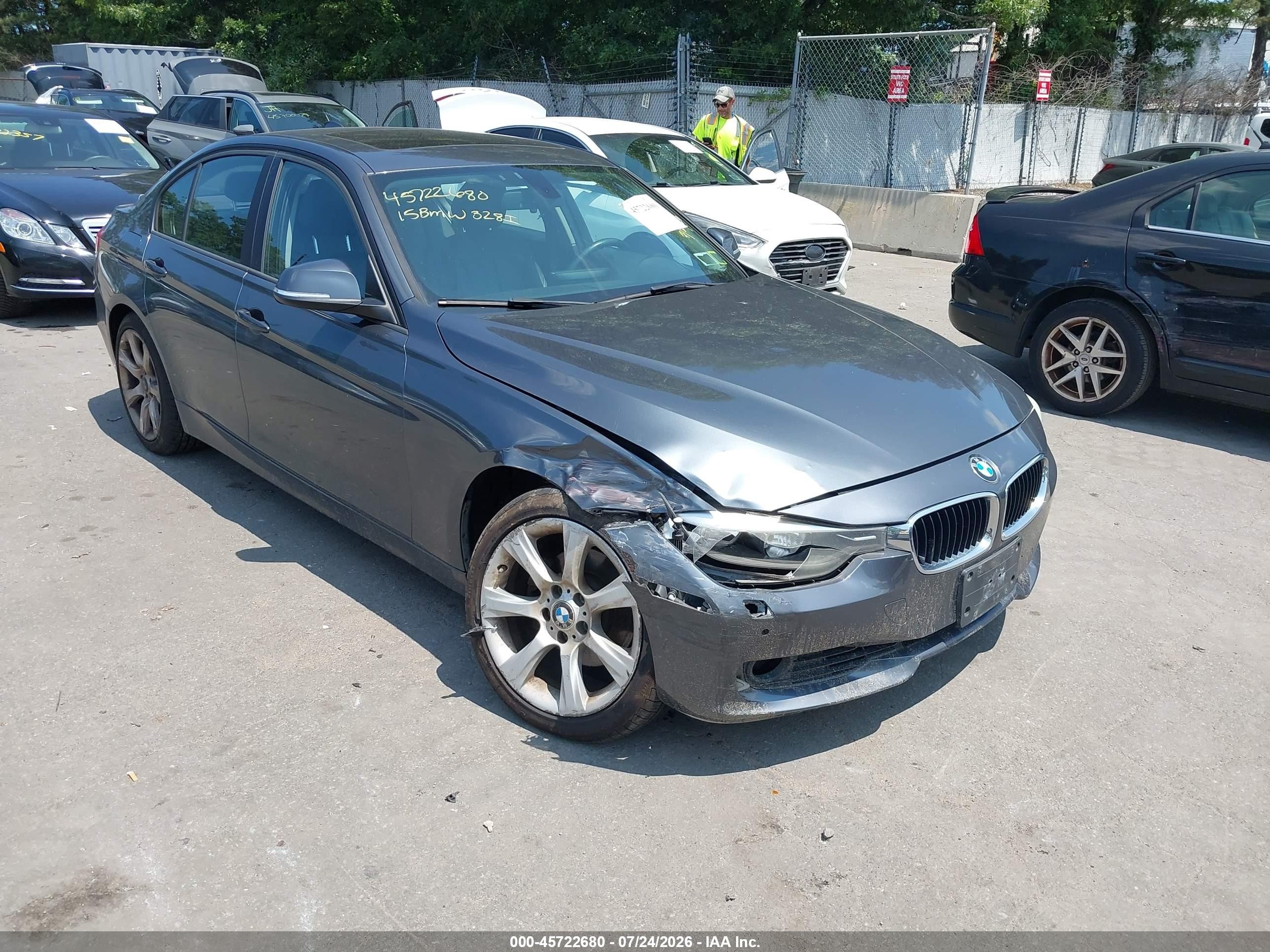 2015 Bmw 328i Xdrive Gray vin: WBA3B3G50FNR87282