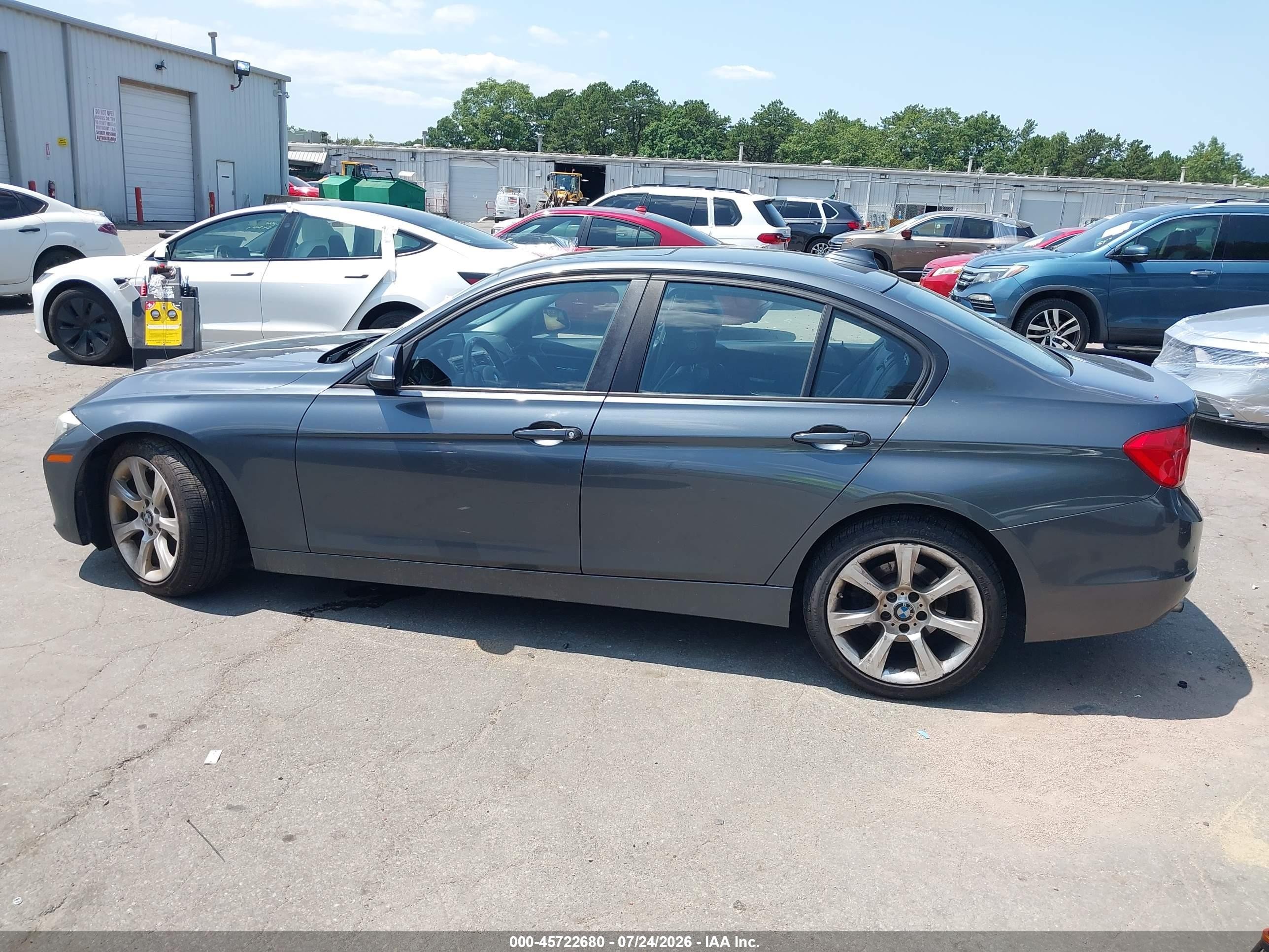 2015 Bmw 328i Xdrive Gray vin: WBA3B3G50FNR87282