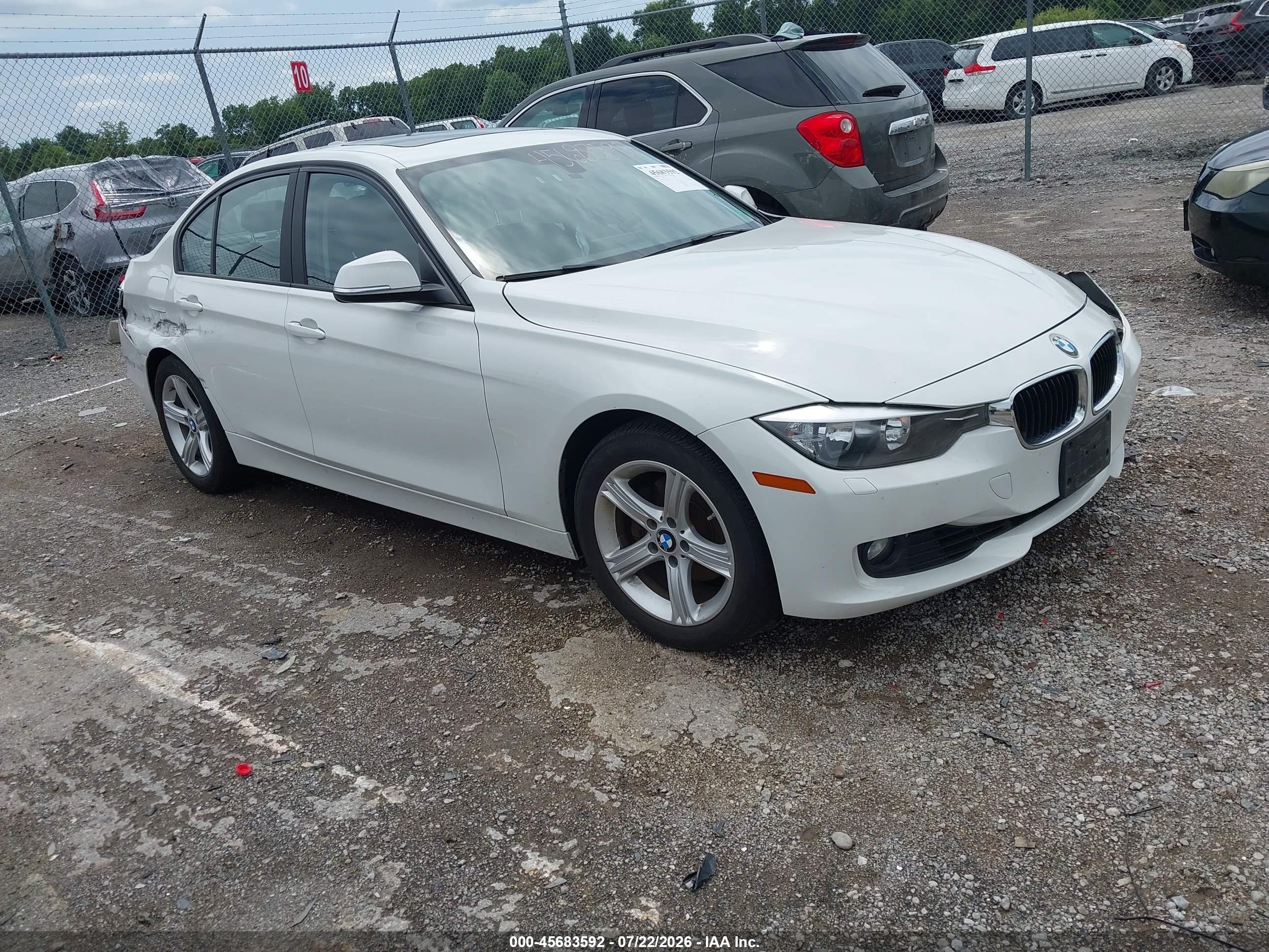 2015 Bmw 328i Xdrive White vin: WBA3B3G50FNT68553