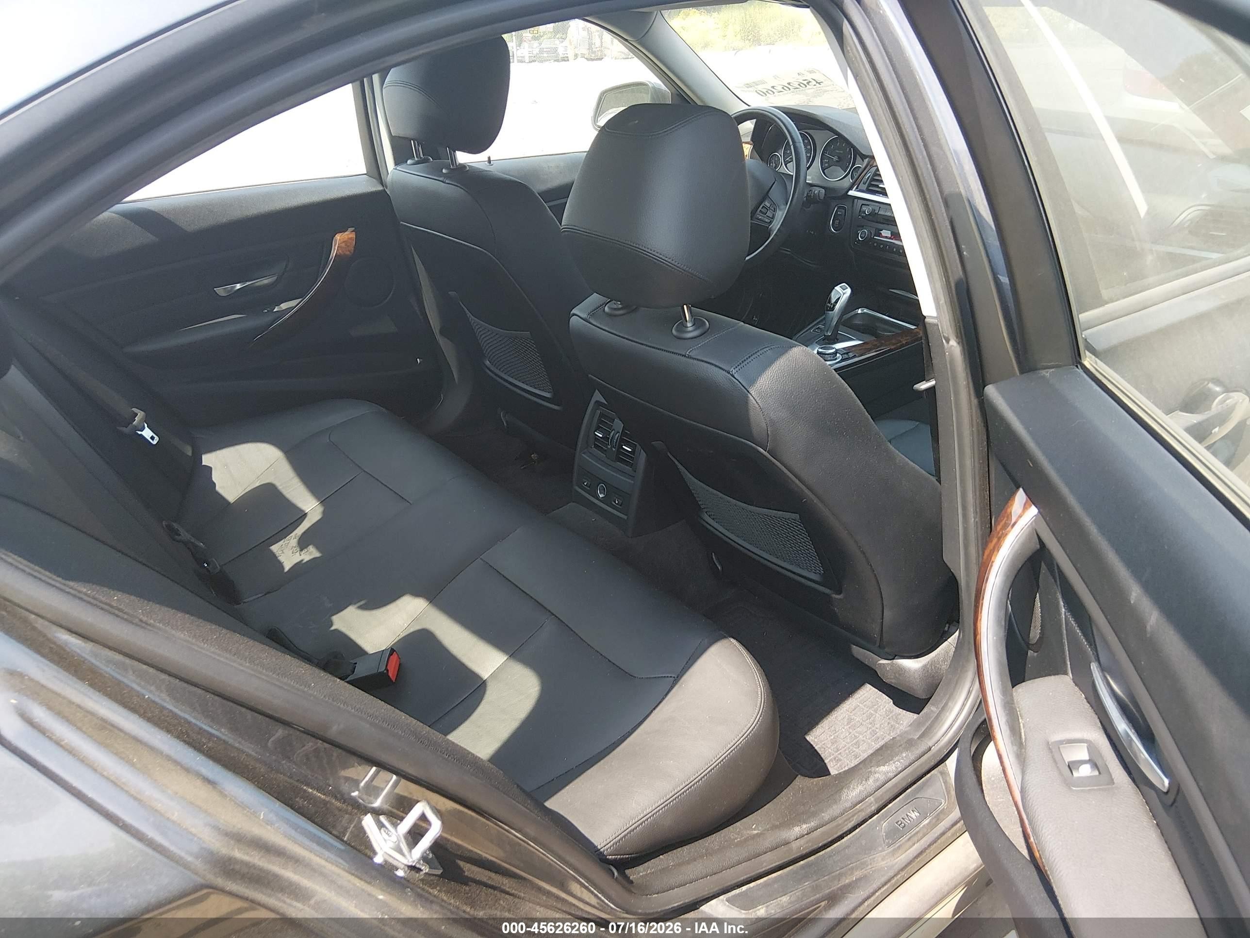 2013 Bmw 328i Xdrive Серый vin: WBA3B3G51DNP38342