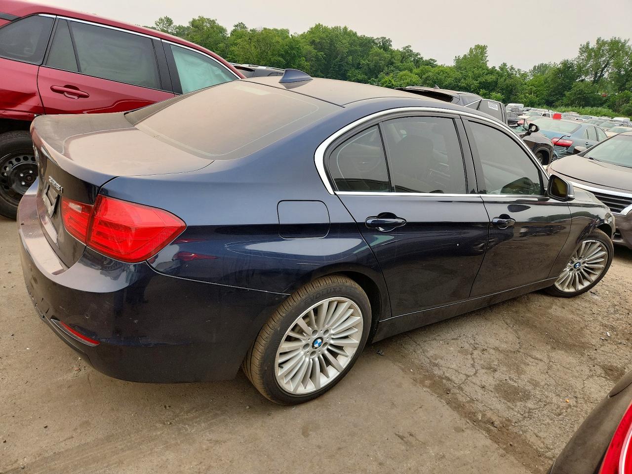 2014 Bmw 328 Xi Синий vin: WBA3B3G51ENR84941