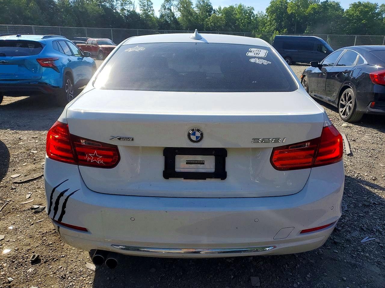 2015 Bmw 328 Xi White vin: WBA3B3G51FNT19684