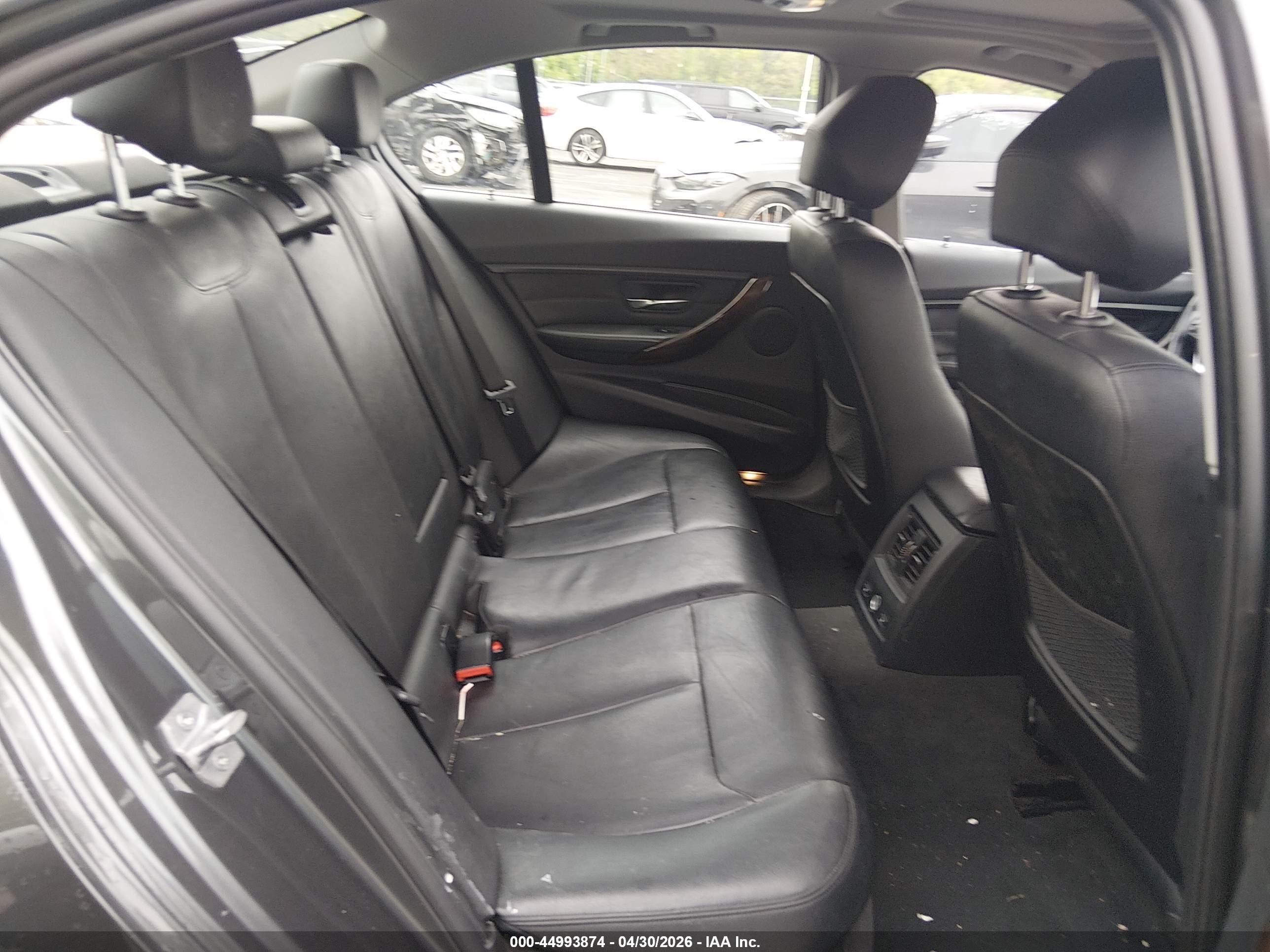 2015 Bmw 328i Xdrive Gray vin: WBA3B3G52FNR85470