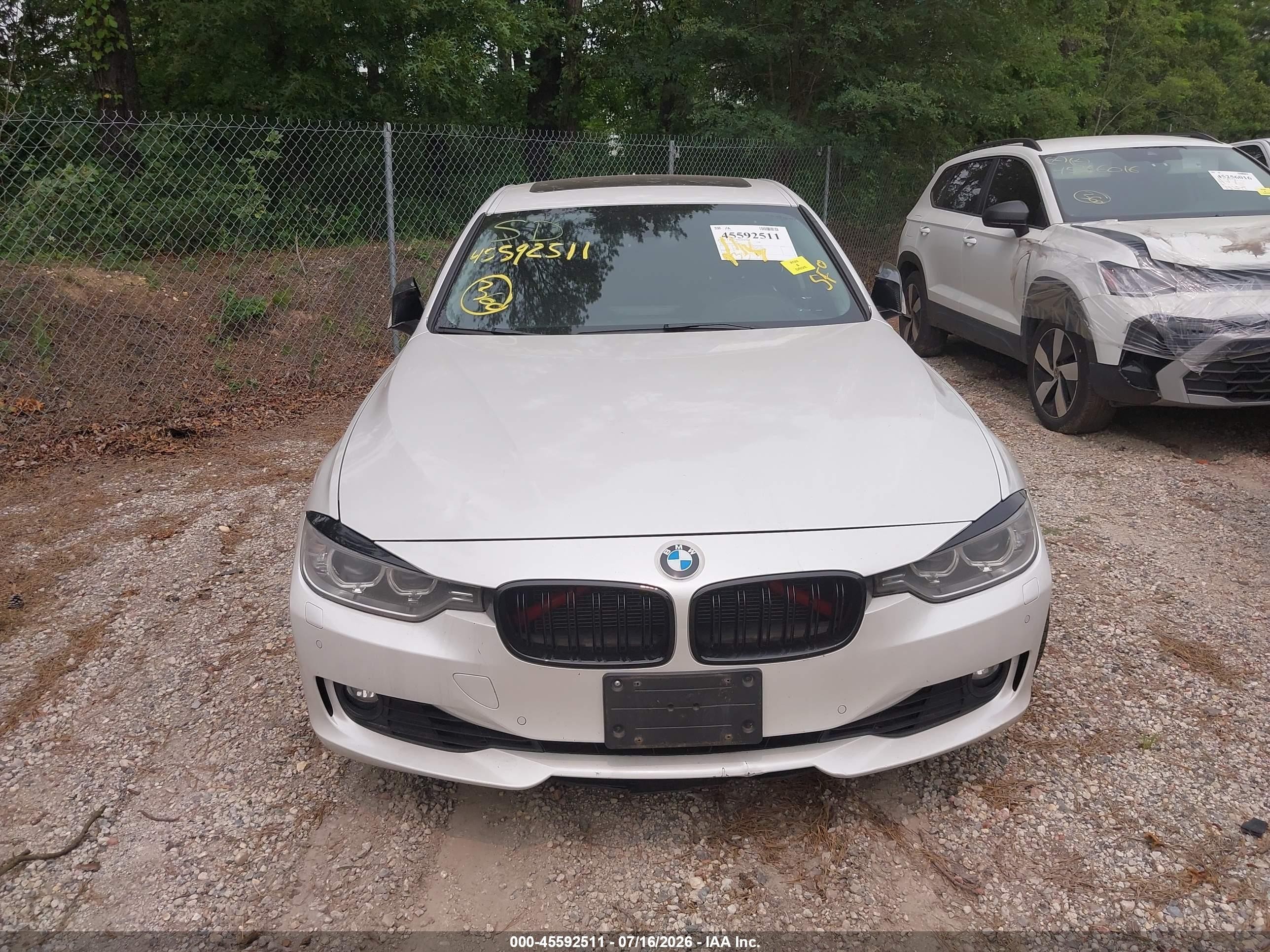 2015 Bmw 328i Xdrive White vin: WBA3B3G52FNR88613