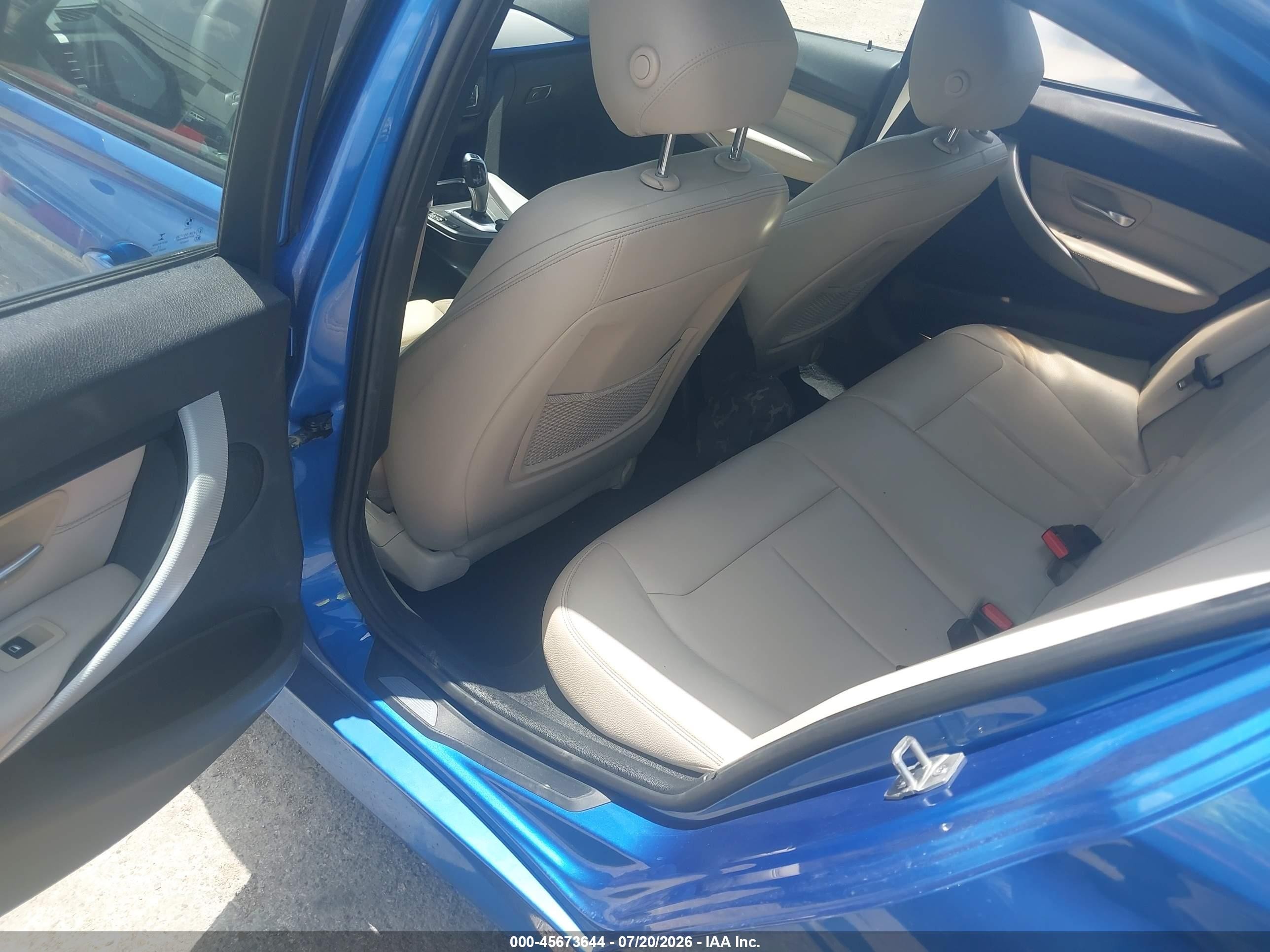 2015 Bmw 328i Xdrive Blue vin: WBA3B3G52FNR88692