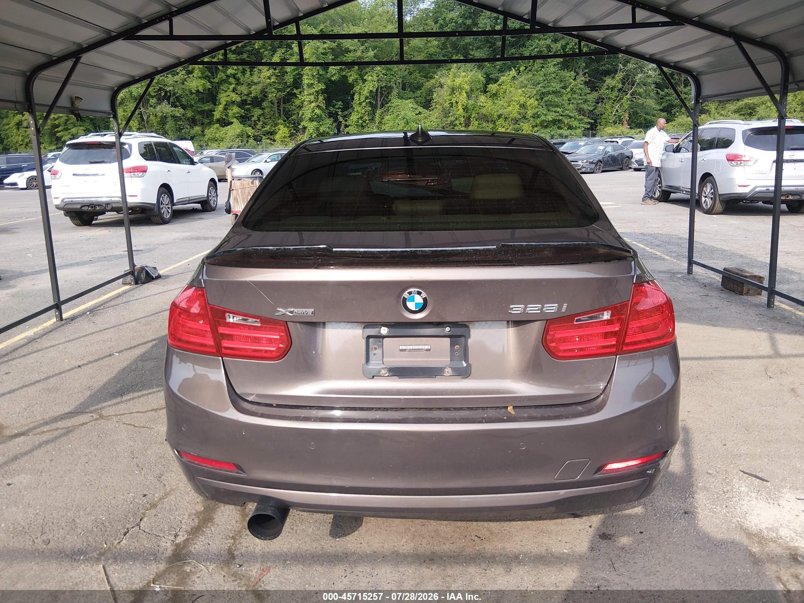 2015 Bmw 328i Xdrive Коричневый vin: WBA3B3G56FNR85830