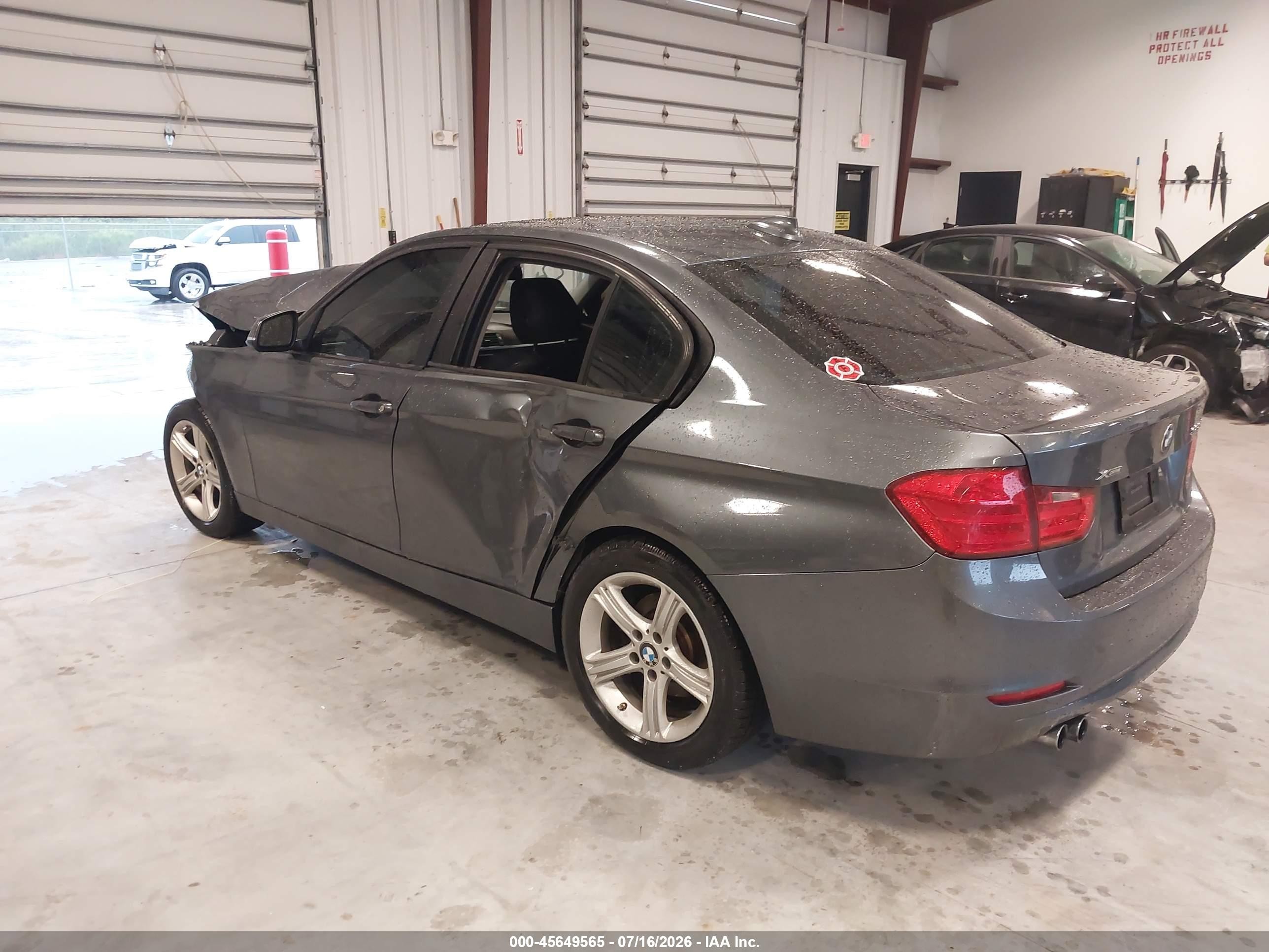 2015 Bmw 328i Xdrive Gray vin: WBA3B3G56FNT17087
