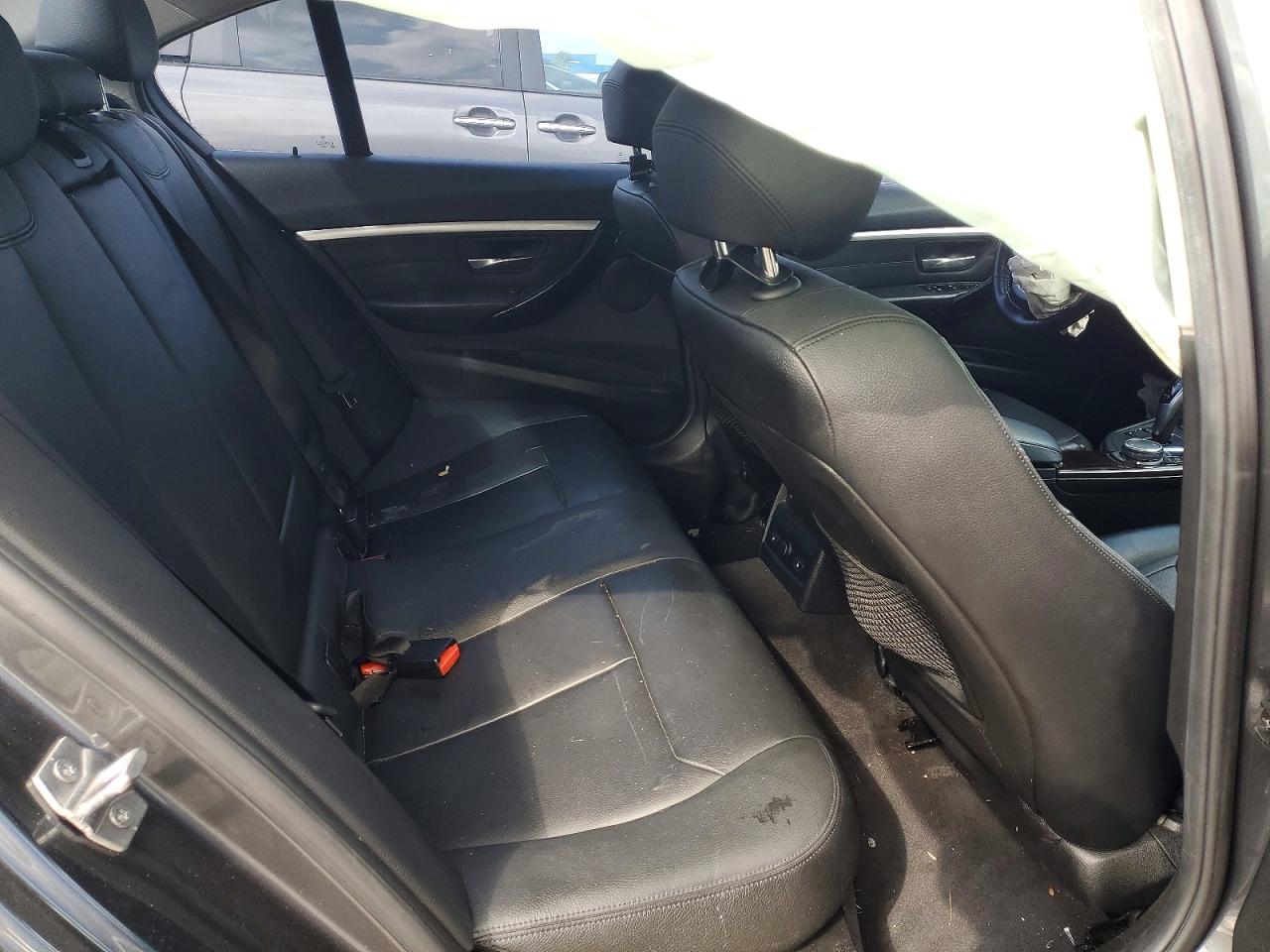 2015 Bmw 328 Xi Серый vin: WBA3B3G56FNT19308
