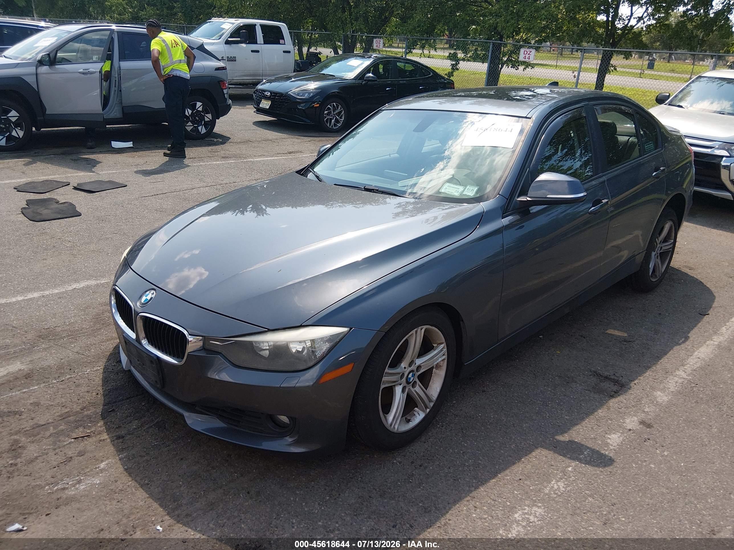 2014 Bmw 328i Xdrive Gray vin: WBA3B3G57ENR81638