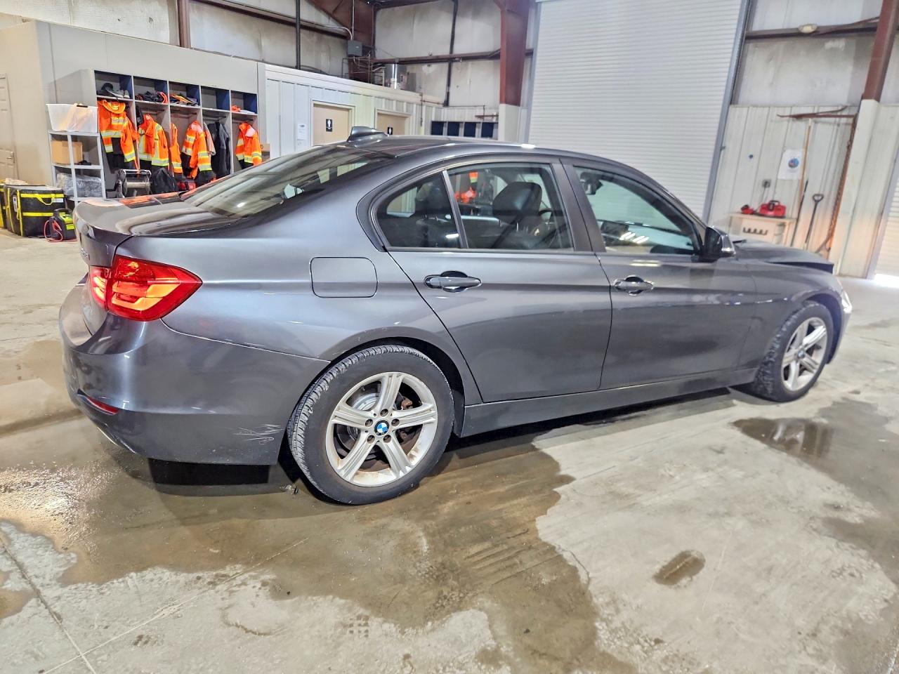 2014 Bmw 328 Xi Gray vin: WBA3B3G57ENR81882