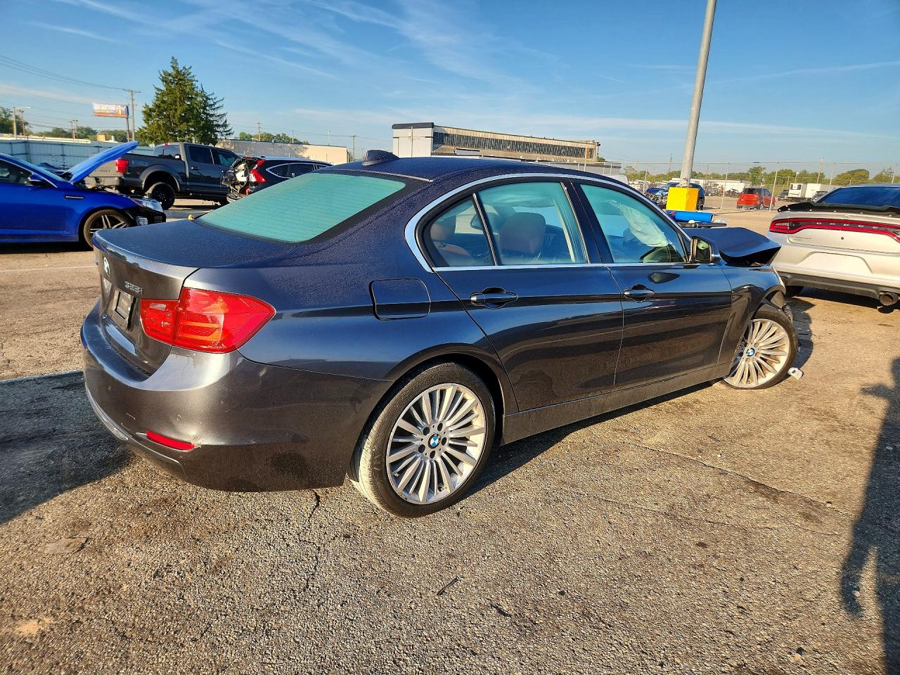2014 Bmw 328 Xi Gray vin: WBA3B3G57ENR82255