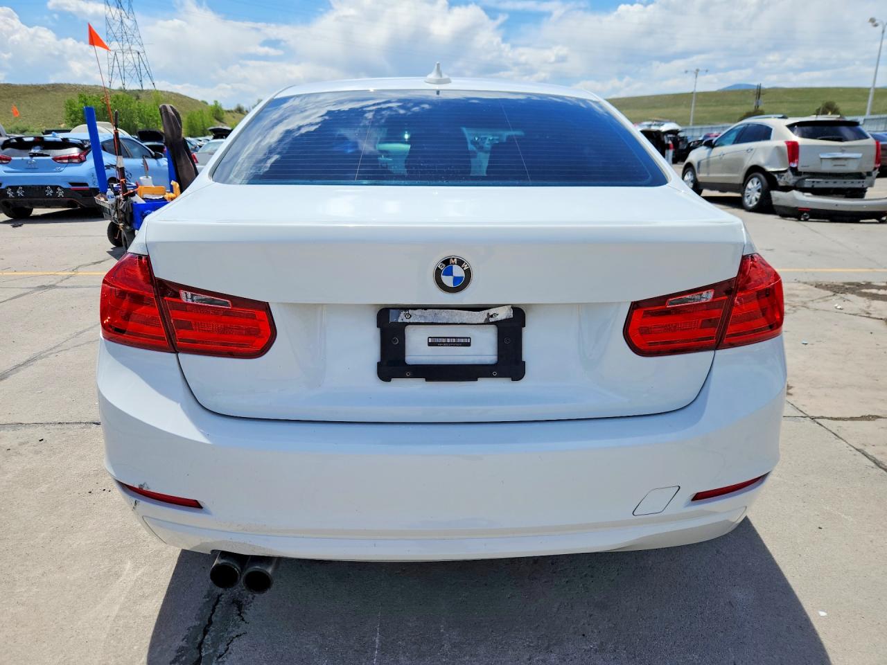 2015 Bmw 328 Xi White vin: WBA3B3G57FNT17695