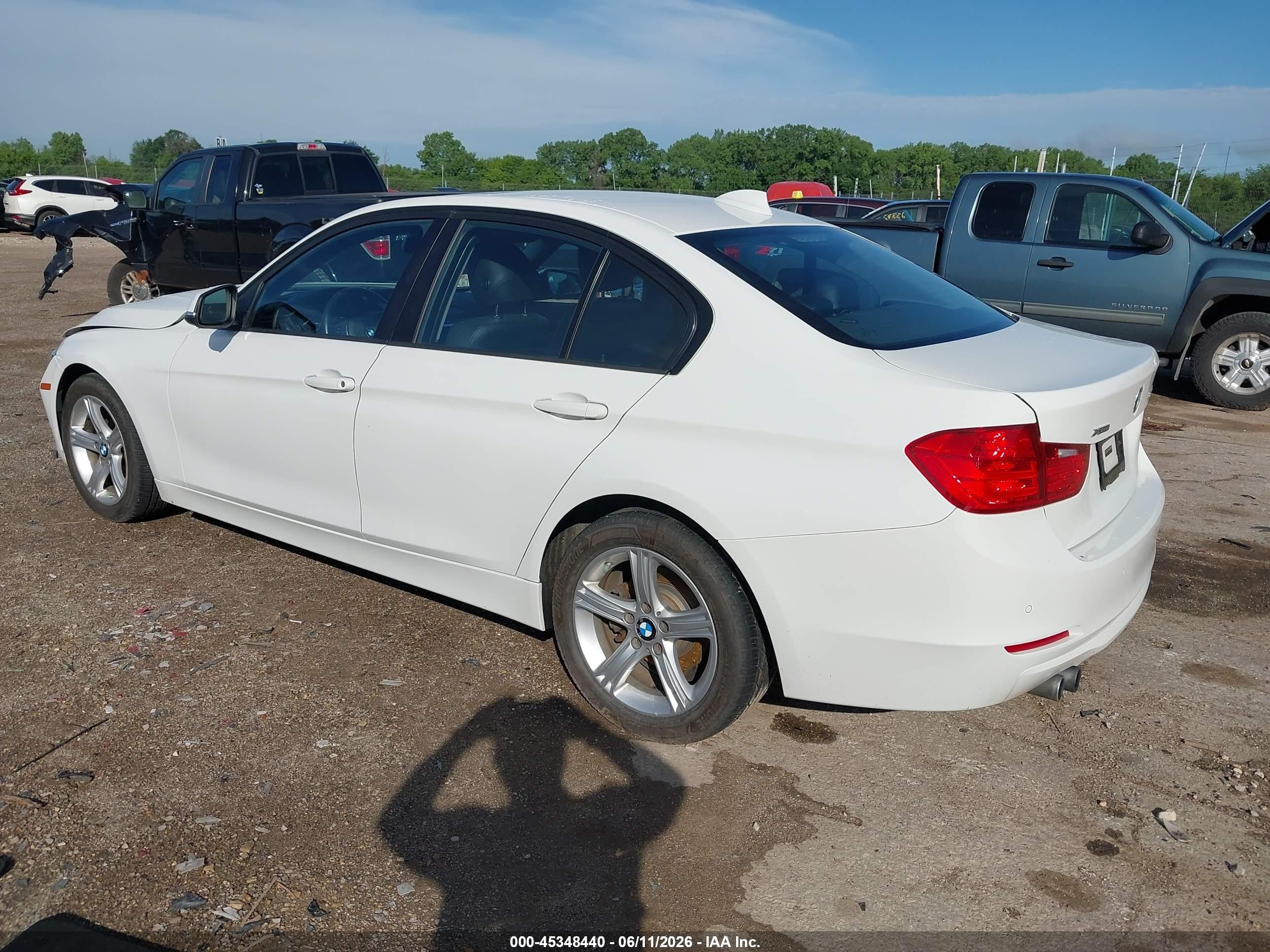 2015 Bmw 328i Xdrive White vin: WBA3B3G57FNT68792