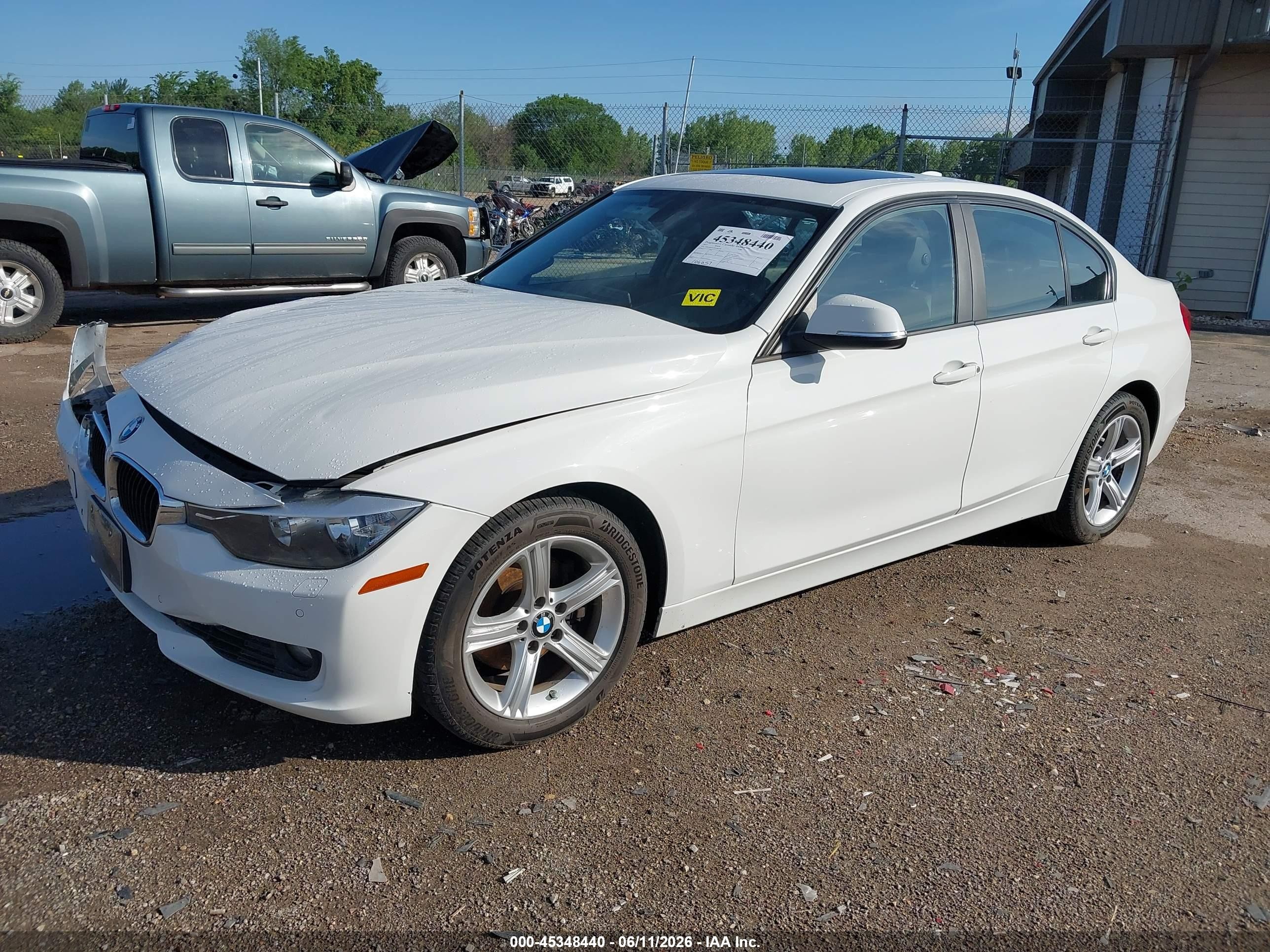 2015 Bmw 328i Xdrive White vin: WBA3B3G57FNT68792