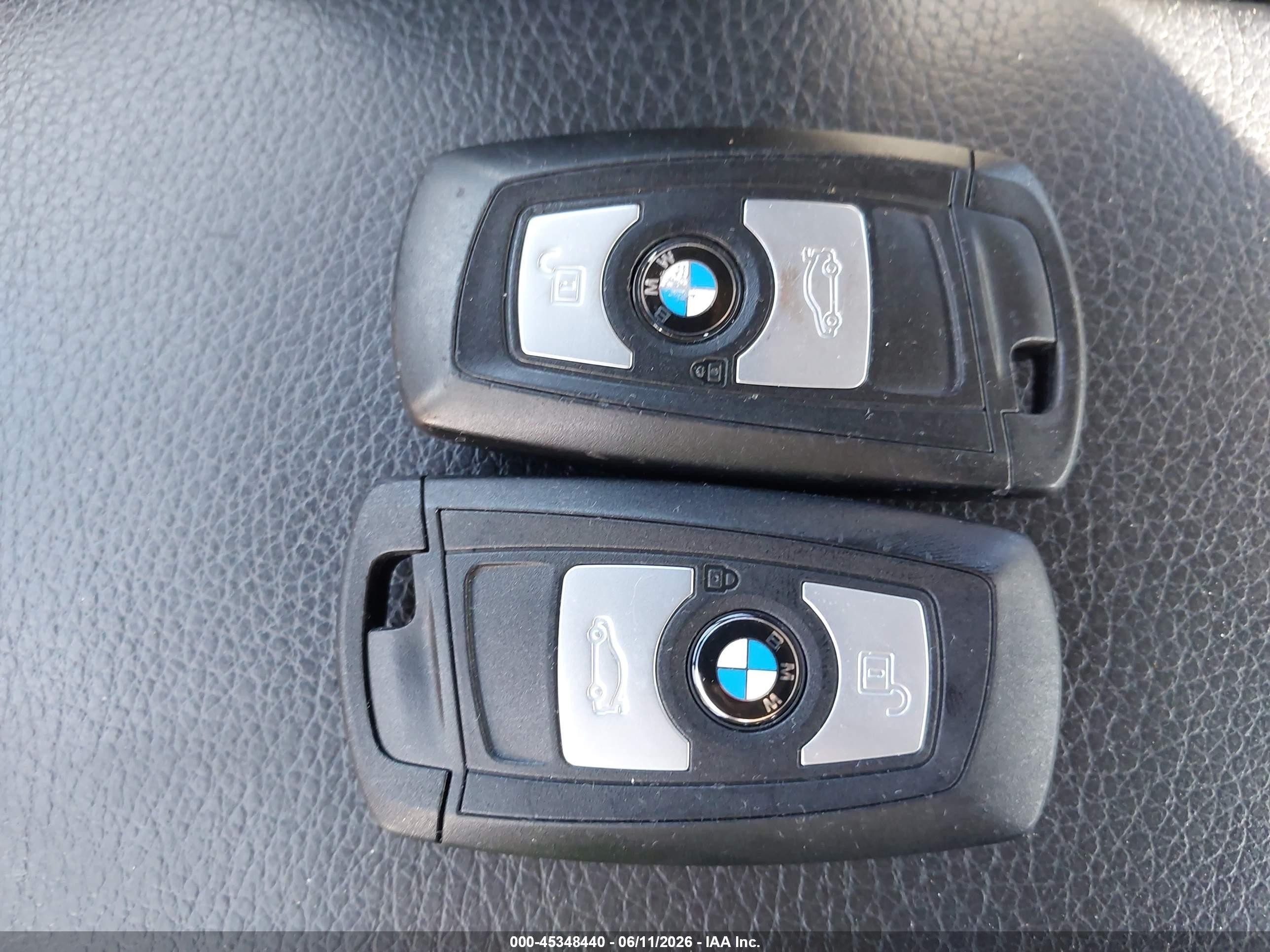 2015 Bmw 328i Xdrive White vin: WBA3B3G57FNT68792