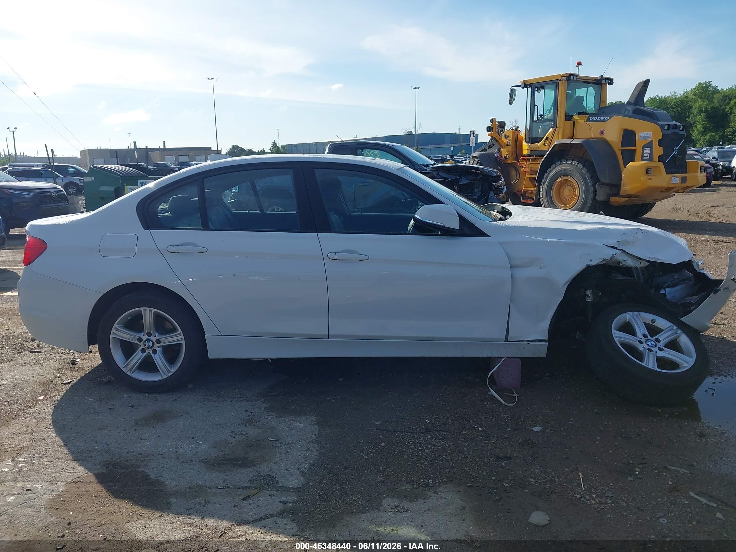 2015 Bmw 328i Xdrive White vin: WBA3B3G57FNT68792