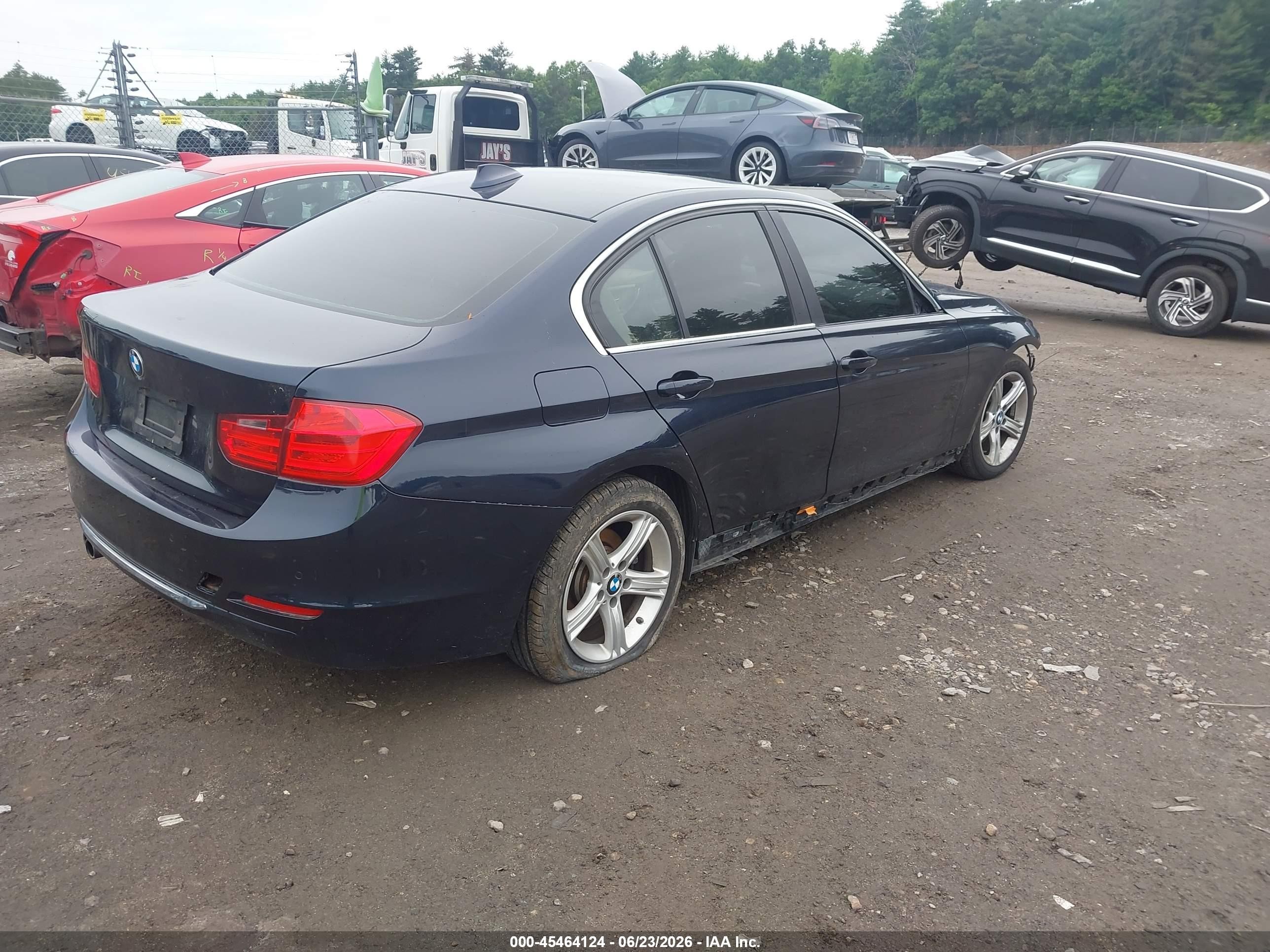 2014 Bmw 328i Xdrive Blue vin: WBA3B3G58ENR82023