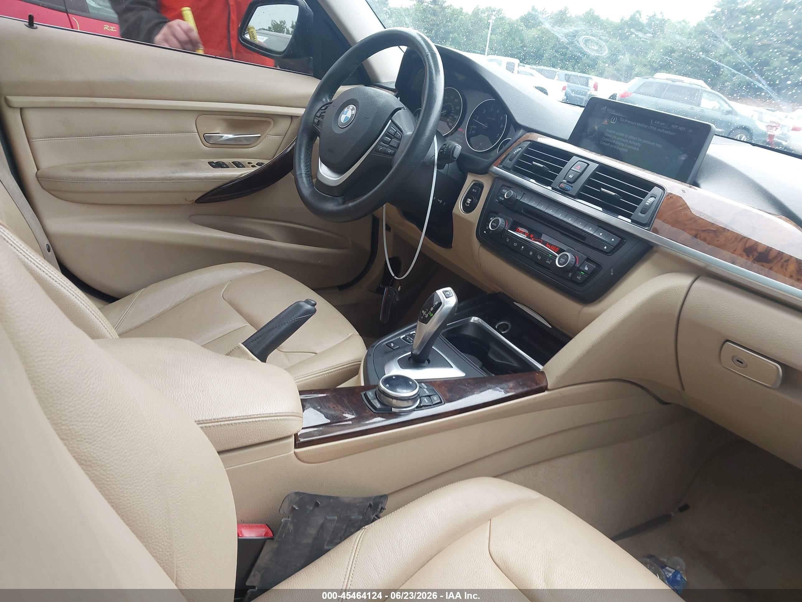 2014 Bmw 328i Xdrive Blue vin: WBA3B3G58ENR82023