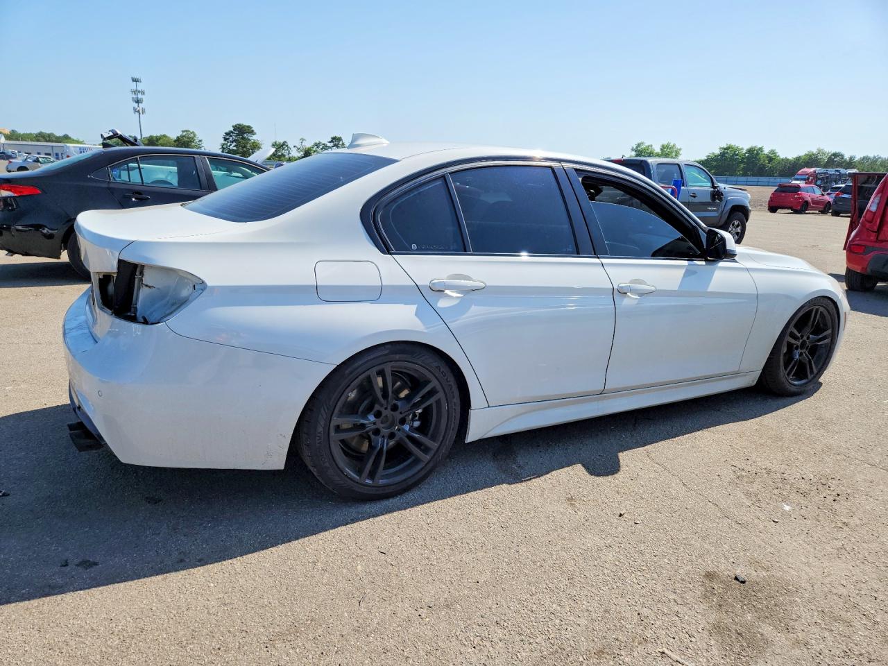 2015 Bmw 328 Xi White vin: WBA3B3G58FNR89183
