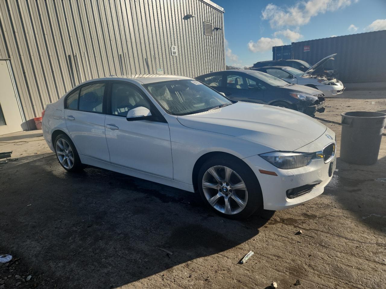 2015 Bmw 328 Xi White vin: WBA3B3G58FNT18130