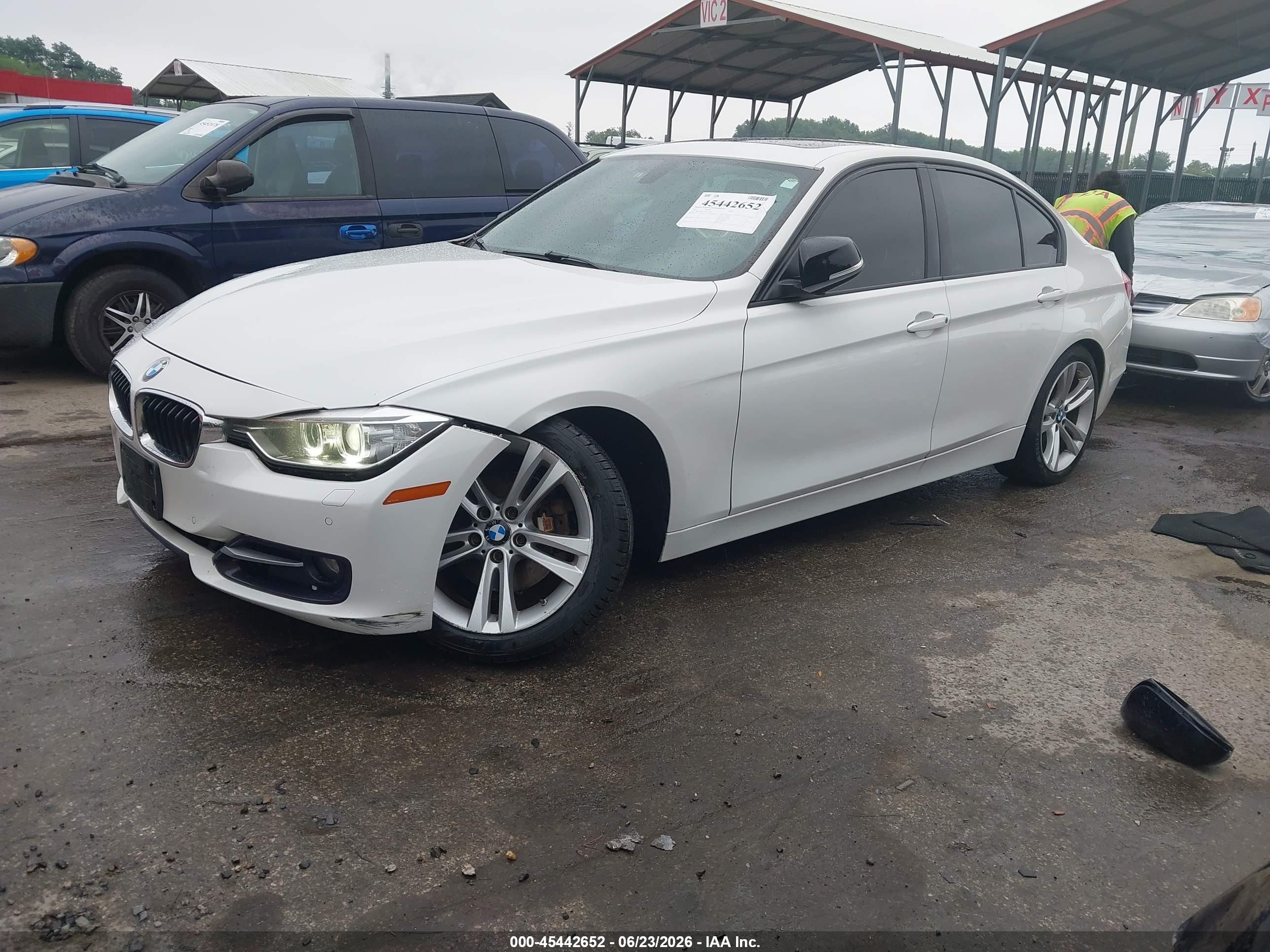 2015 Bmw 328i Xdrive White vin: WBA3B3G58FNT19892