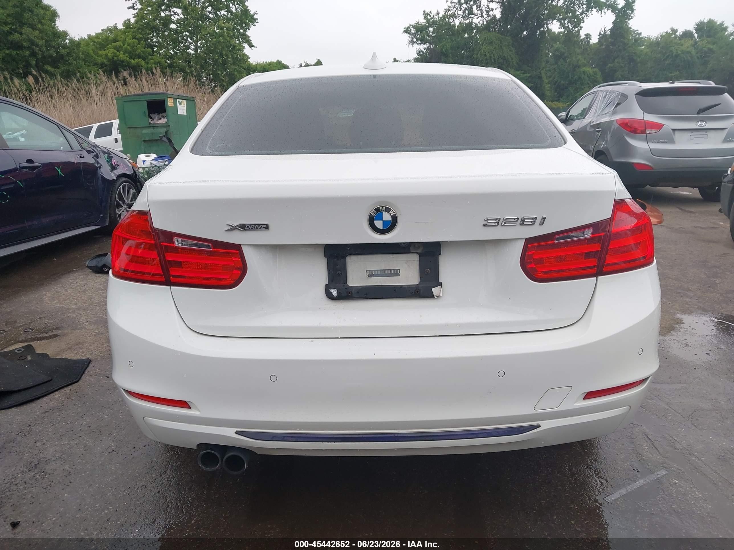 2015 Bmw 328i Xdrive White vin: WBA3B3G58FNT19892