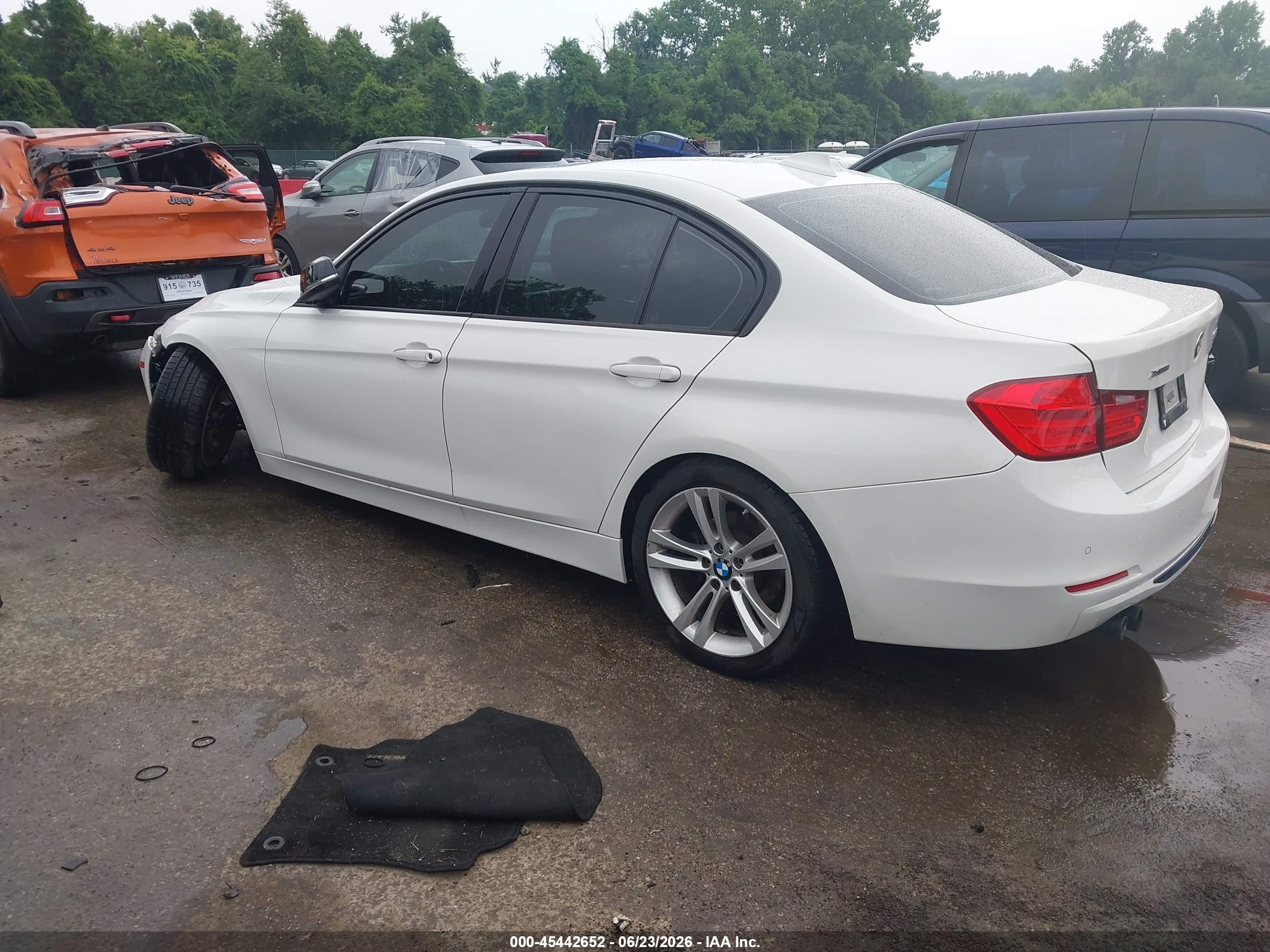 2015 Bmw 328i Xdrive White vin: WBA3B3G58FNT19892