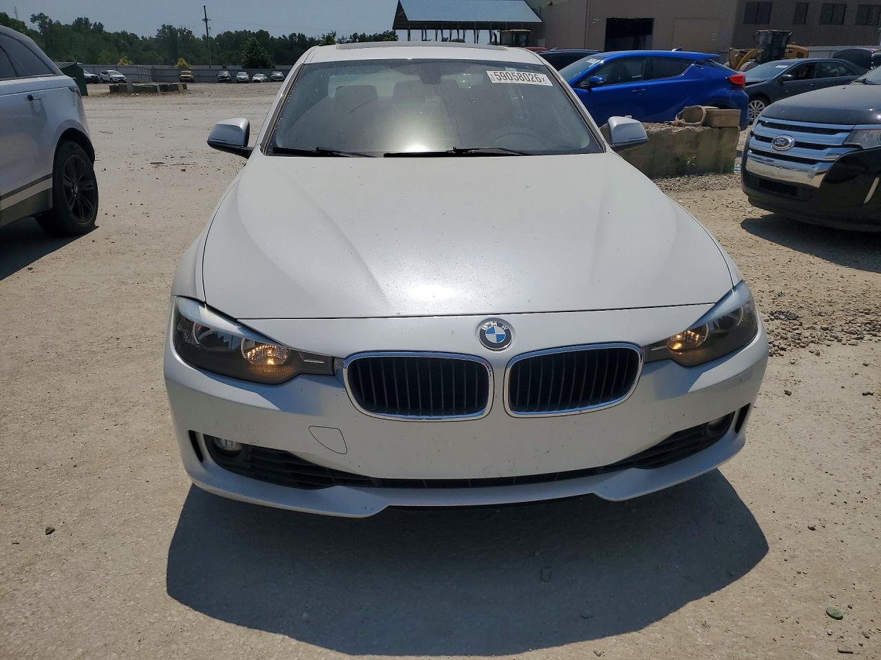 2014 Bmw 328 Xi Белый vin: WBA3B3G59ENR83469