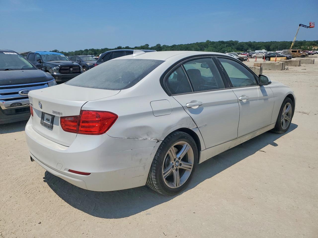 2014 Bmw 328 Xi Белый vin: WBA3B3G59ENR83469