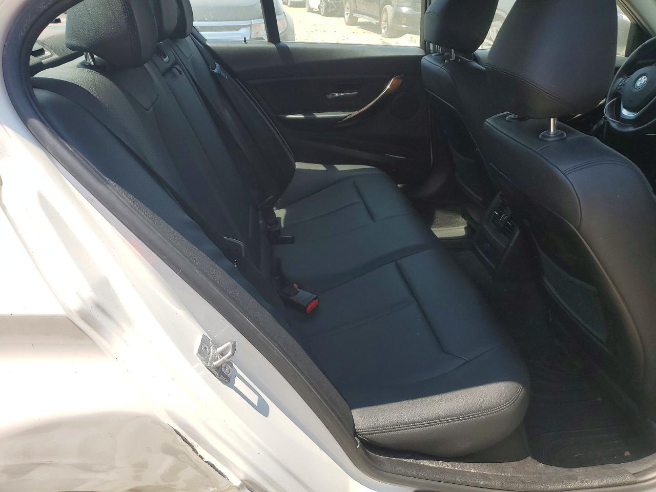 2014 Bmw 328 Xi Белый vin: WBA3B3G59ENR83469
