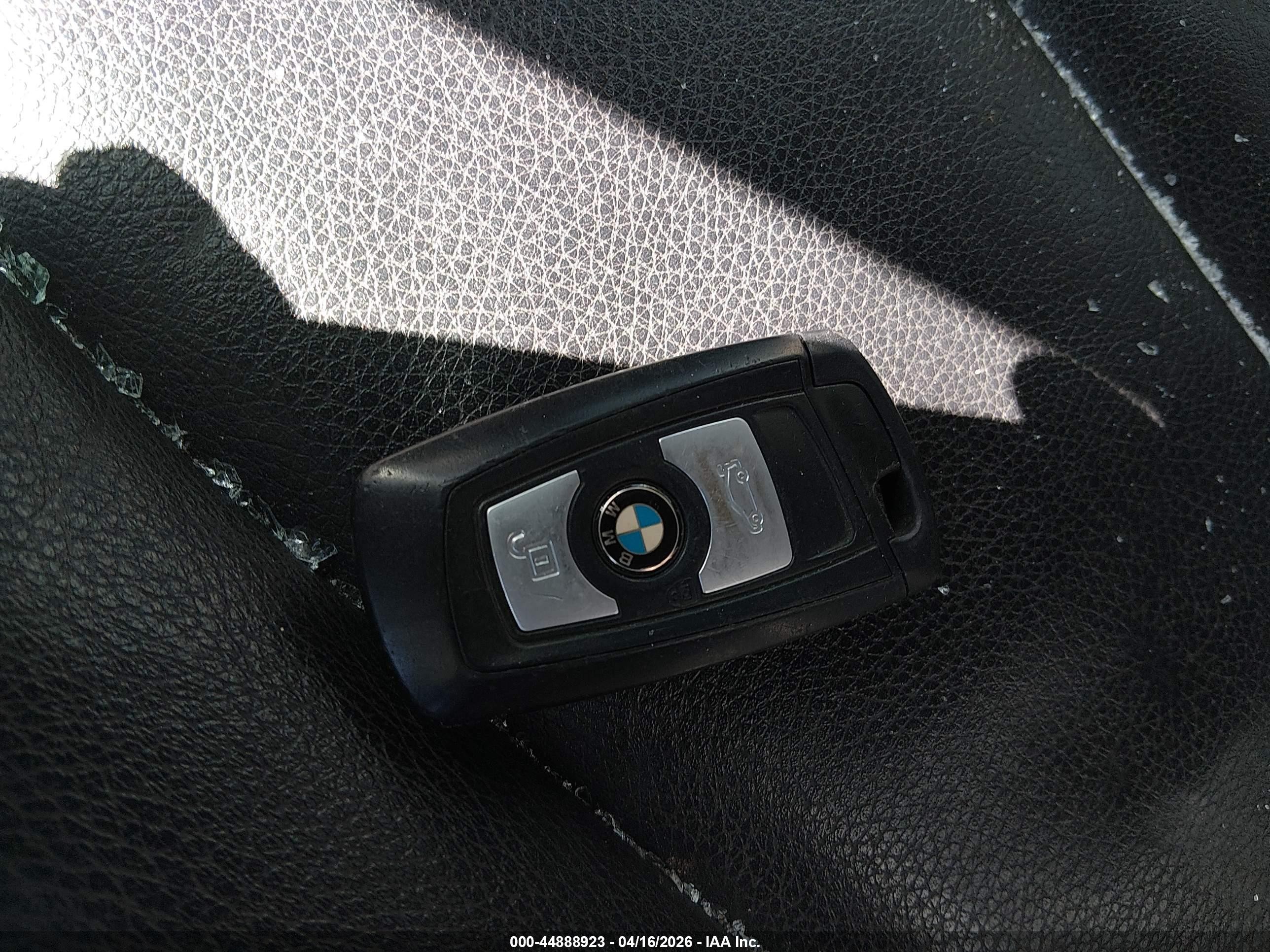 2015 Bmw 328i Xdrive Gray vin: WBA3B3G59FNT18489