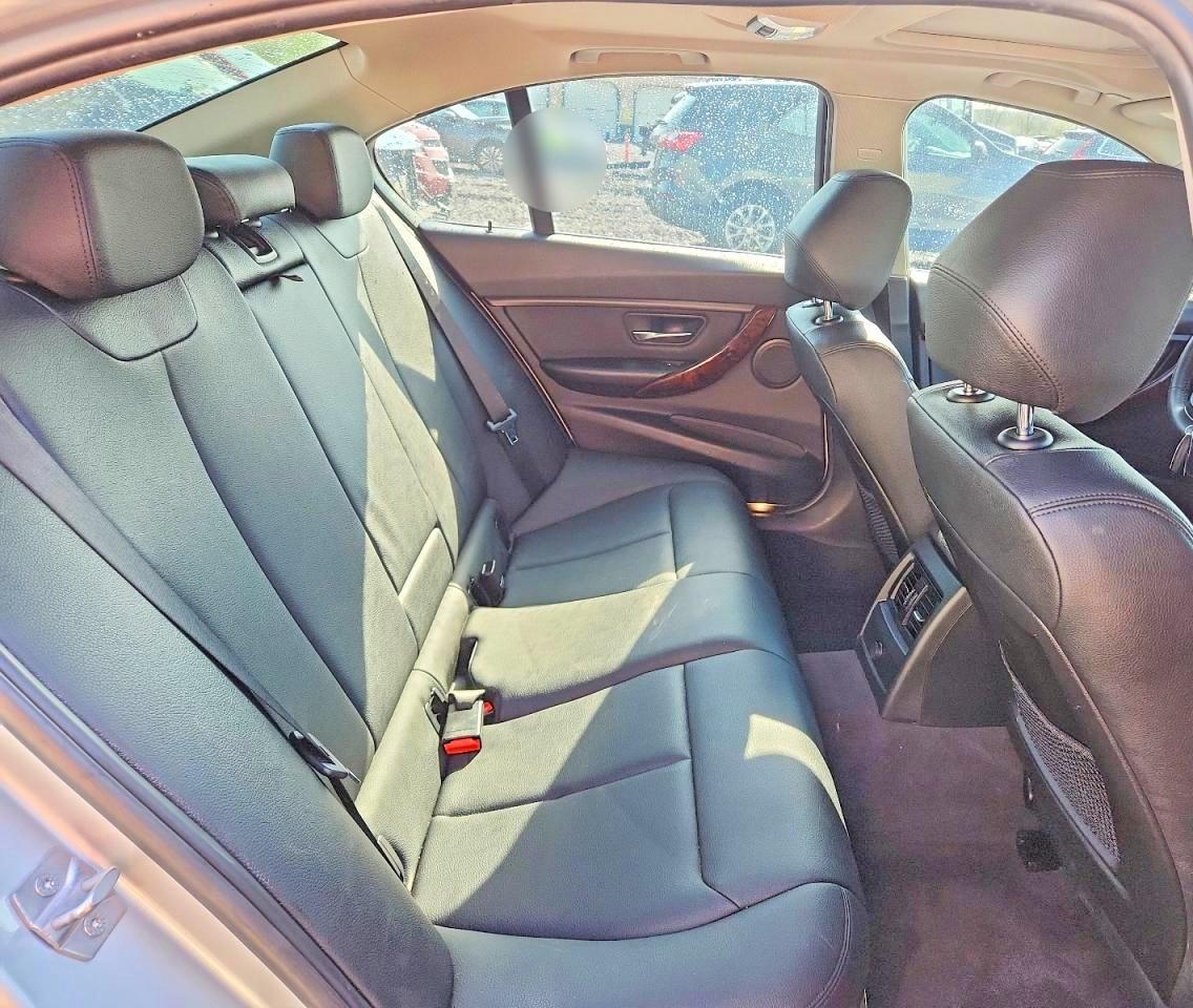 2015 Bmw 328 Xi Silver vin: WBA3B3G5XFNR85927