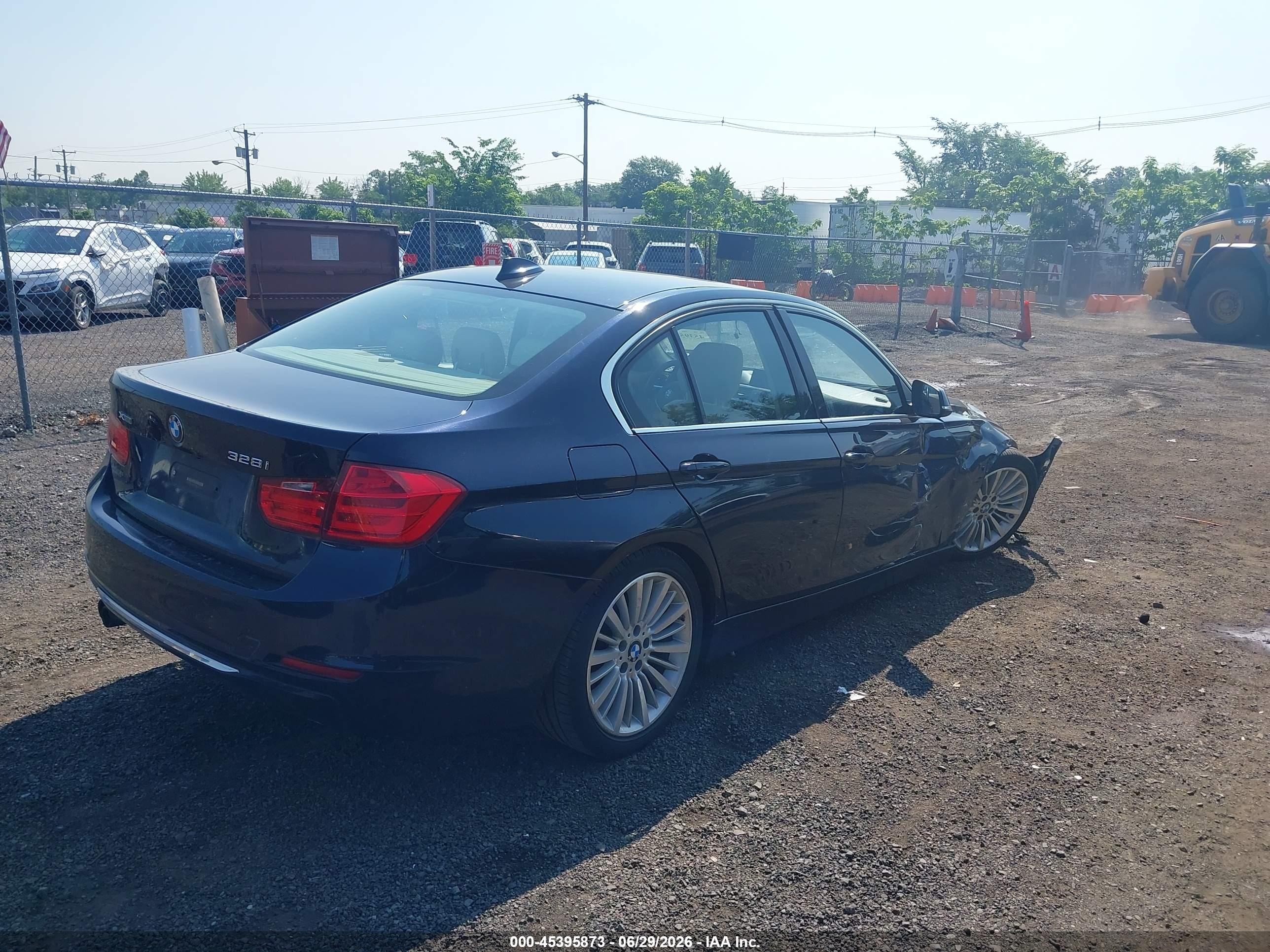 2015 Bmw 328i Xdrive Blue vin: WBA3B3G5XFNR86429