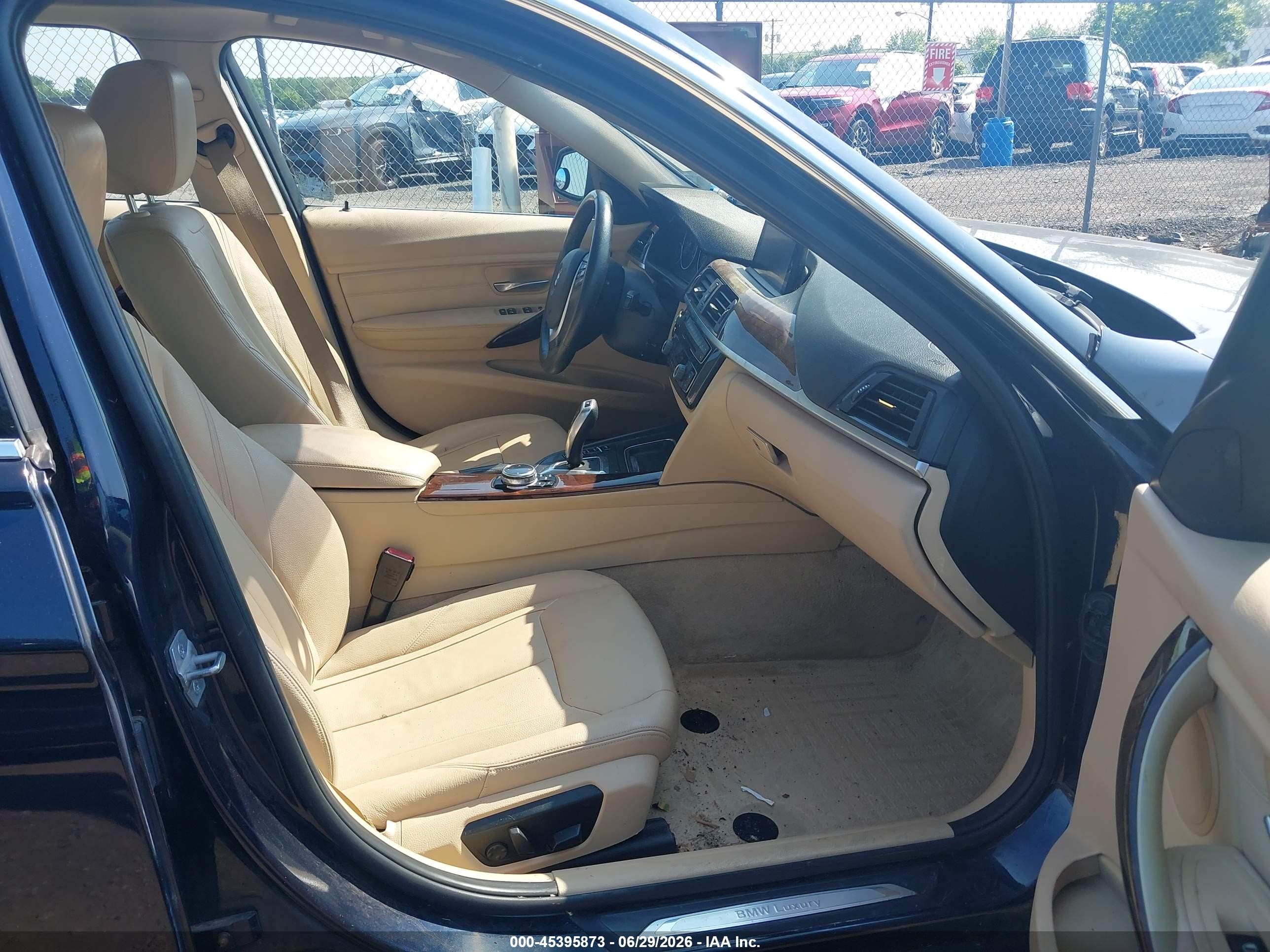 2015 Bmw 328i Xdrive Blue vin: WBA3B3G5XFNR86429
