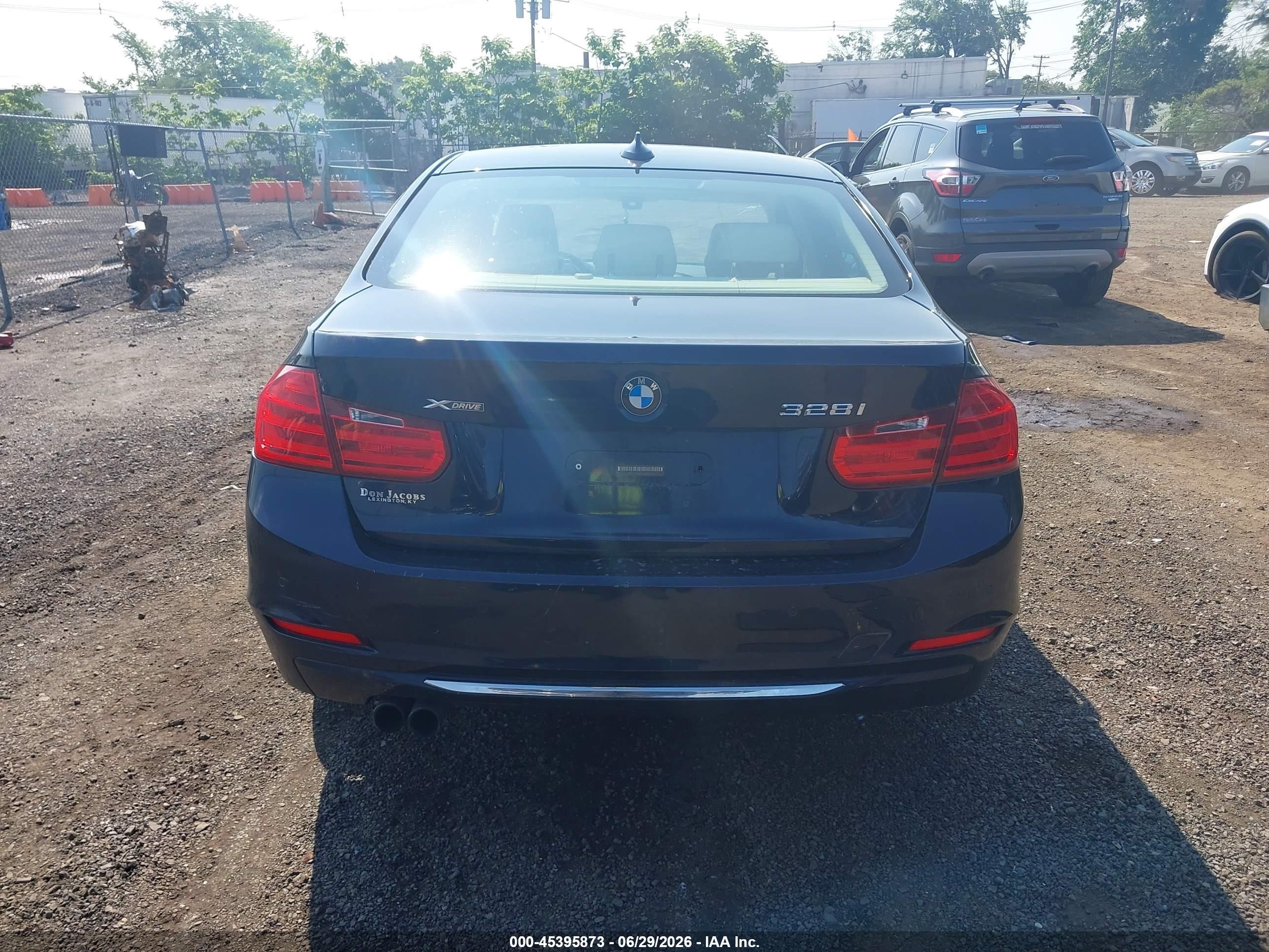 2015 Bmw 328i Xdrive Blue vin: WBA3B3G5XFNR86429
