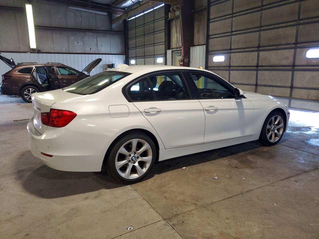2015 Bmw 328 Xi White vin: WBA3B3G5XFNR88004
