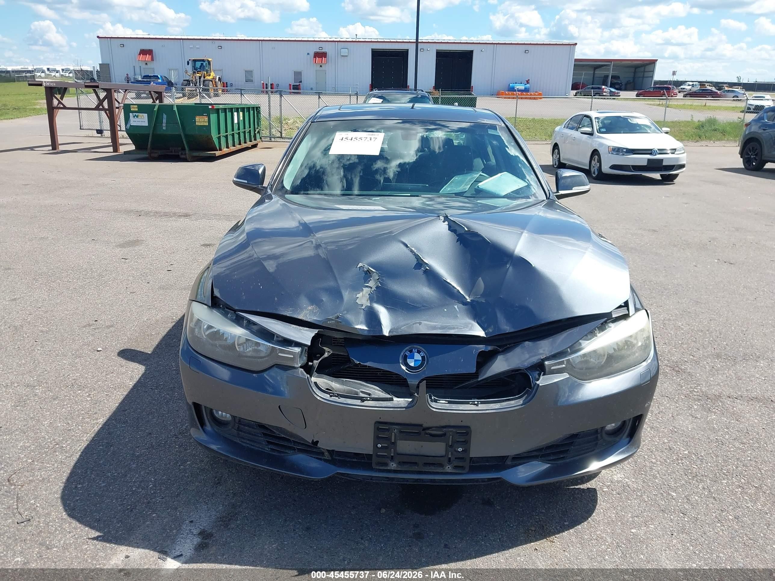 2013 Bmw 328i Xdrive Серый vin: WBA3B5C50DF598439