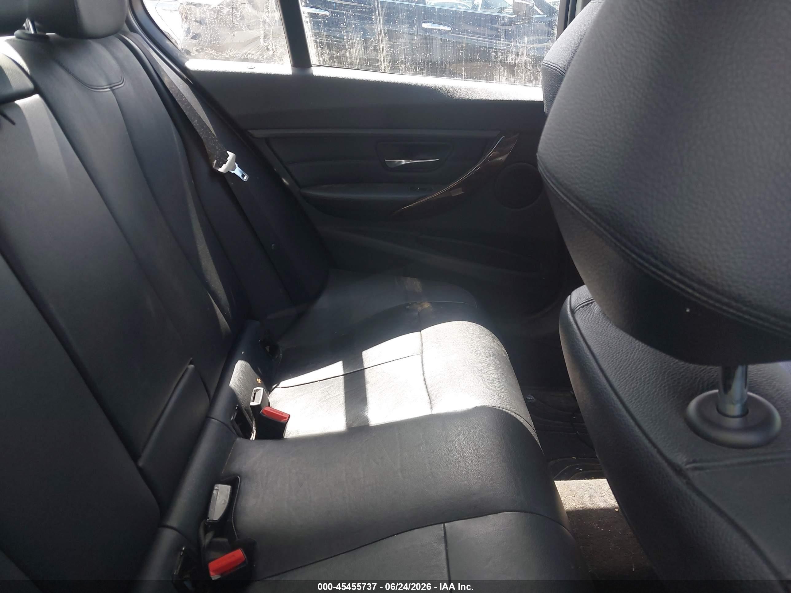 2013 Bmw 328i Xdrive Серый vin: WBA3B5C50DF598439